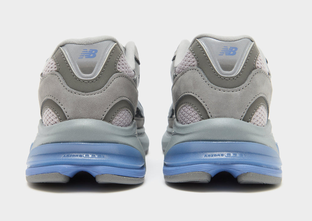 New Balance 2010 image
