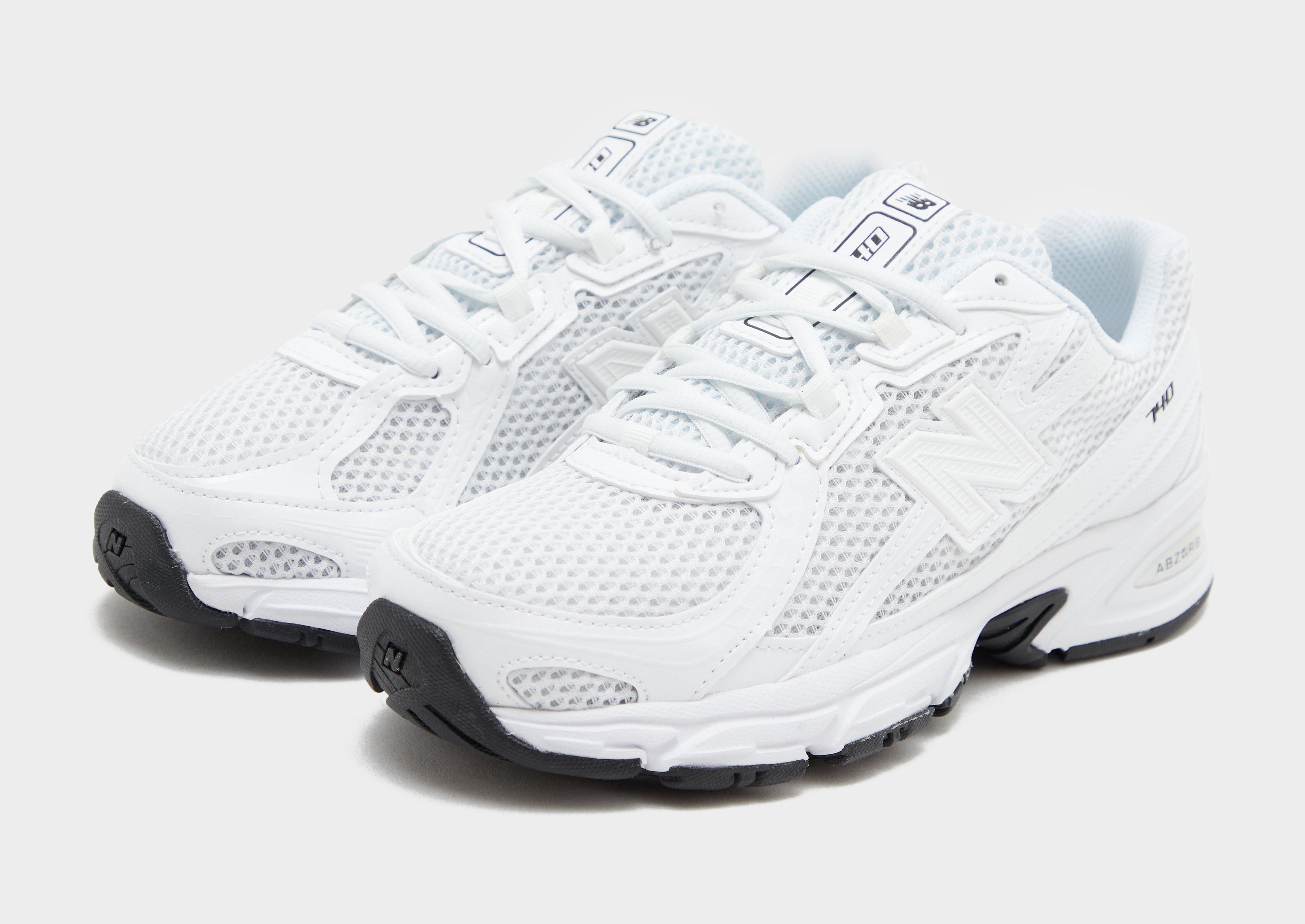New Balance 740 image