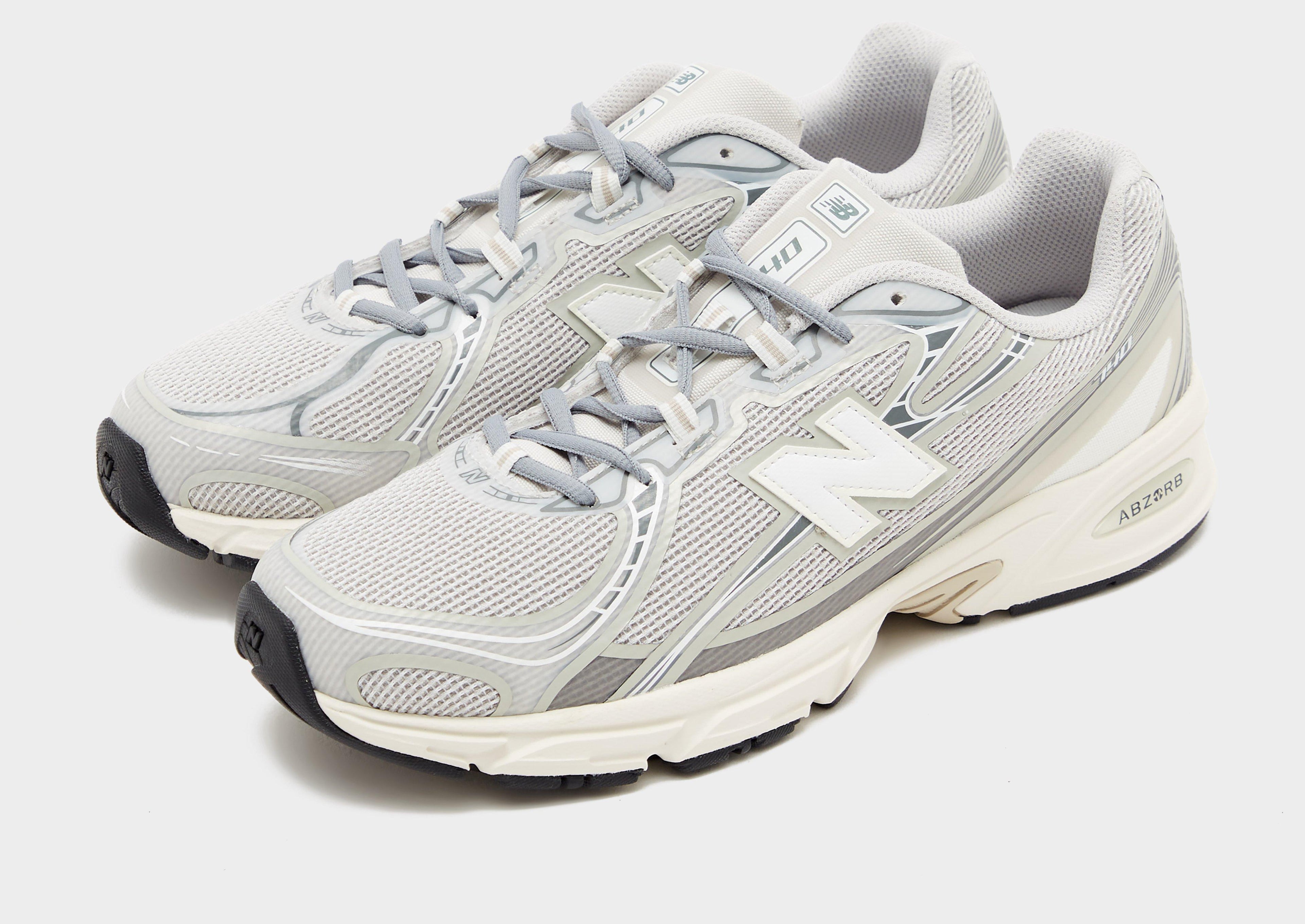 New Balance 740 image