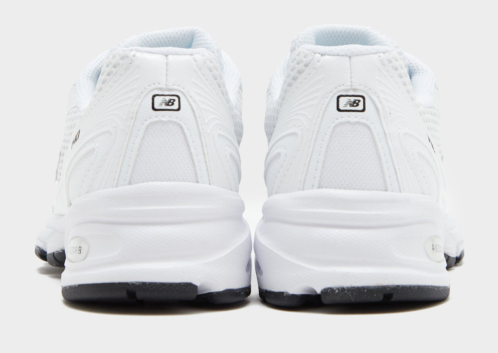 New Balance 740 image