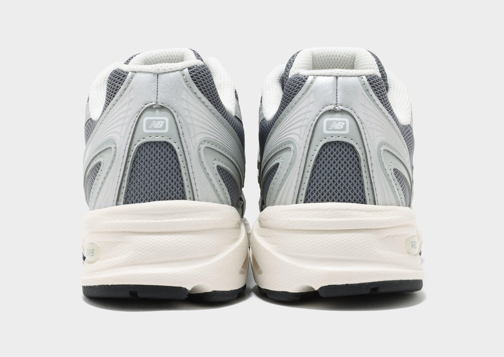 New Balance 740 image