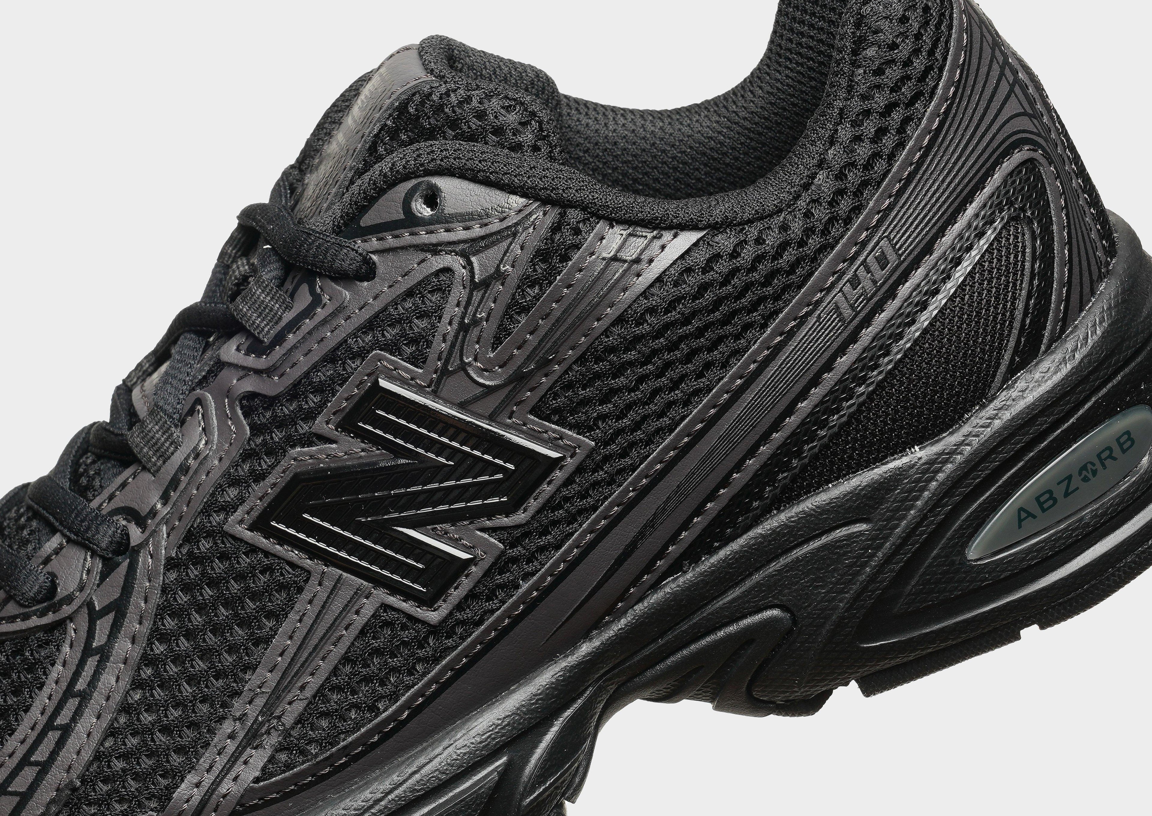 New Balance 740 image