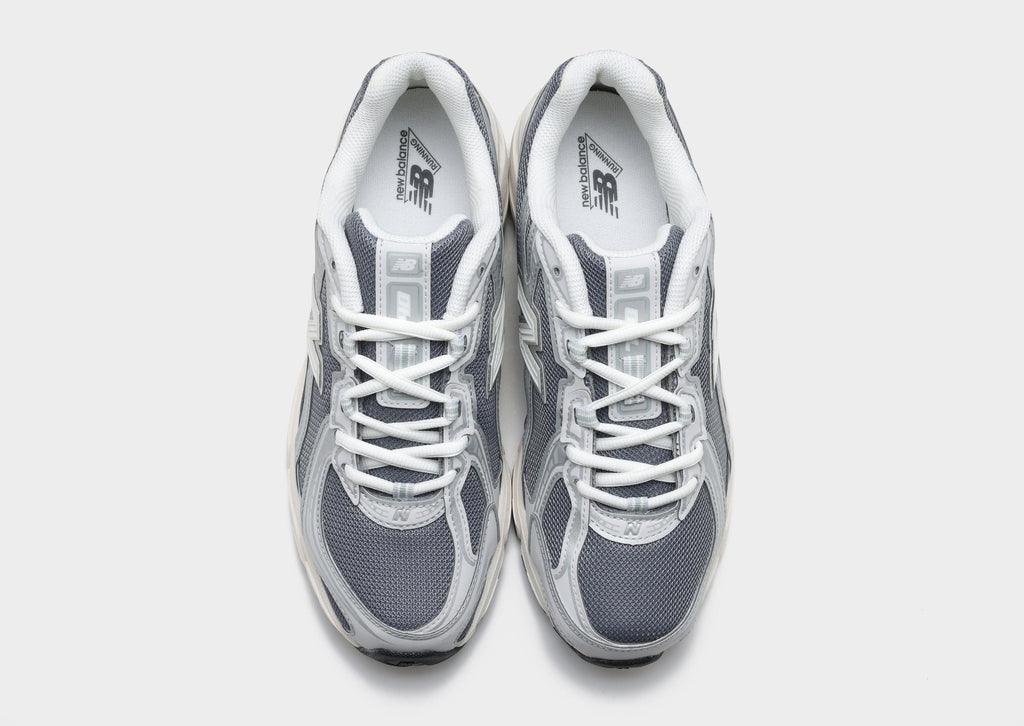 New Balance 740 image