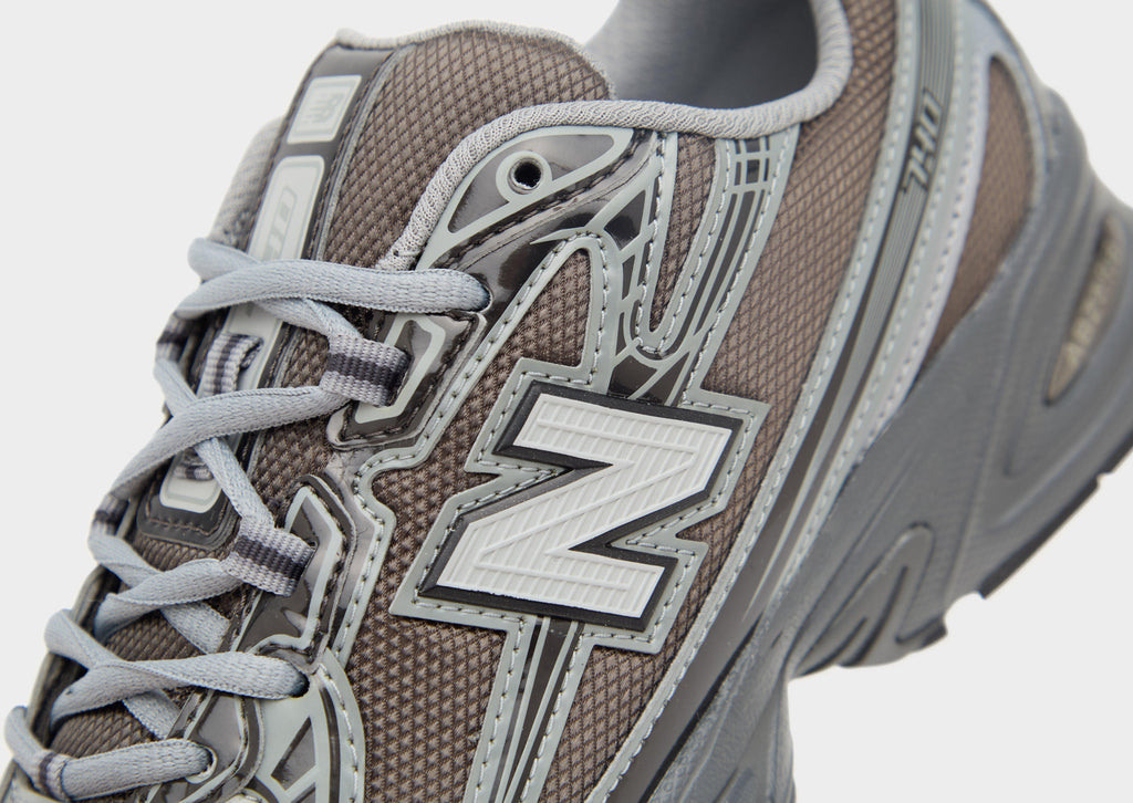 New Balance 740 Women's image