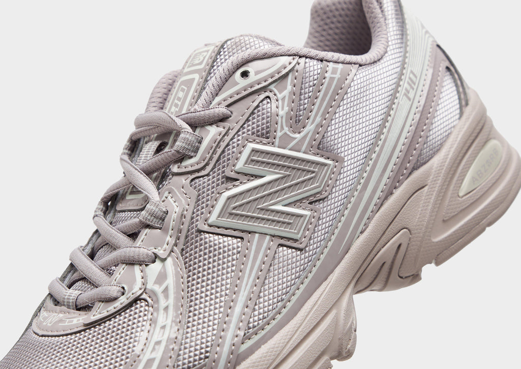 New Balance 740 Women's image