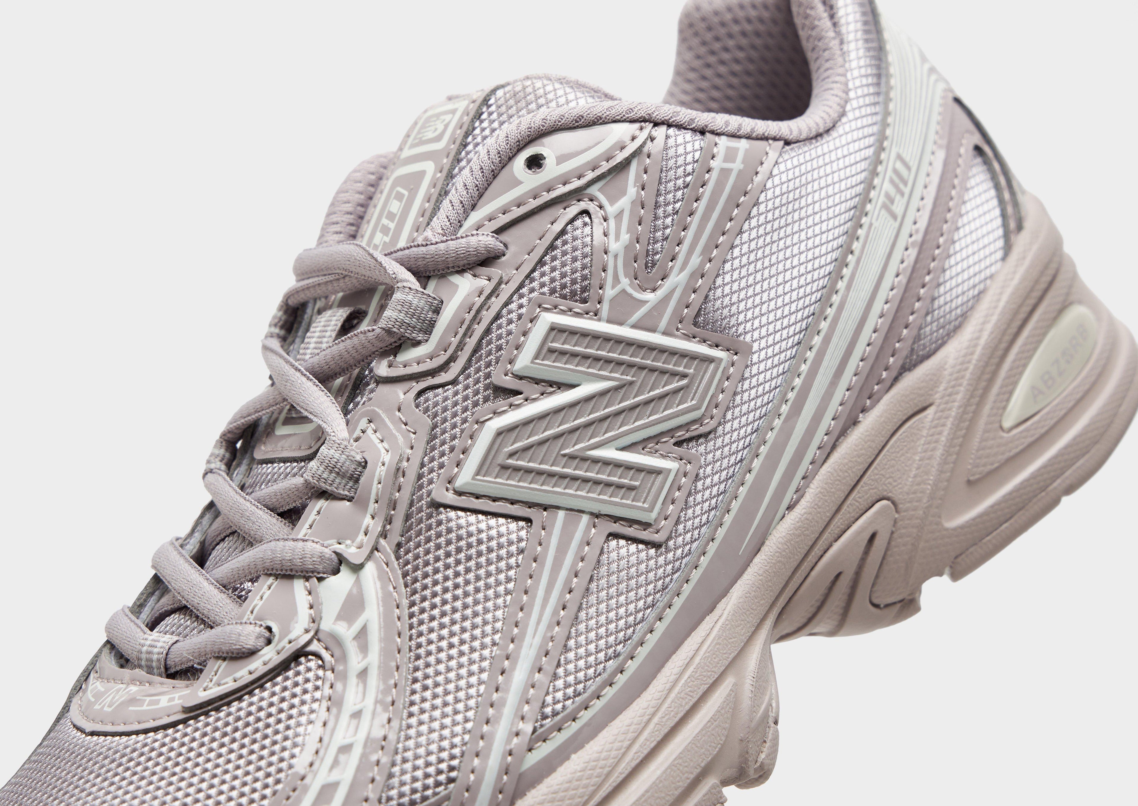 New Balance 740 Women's image