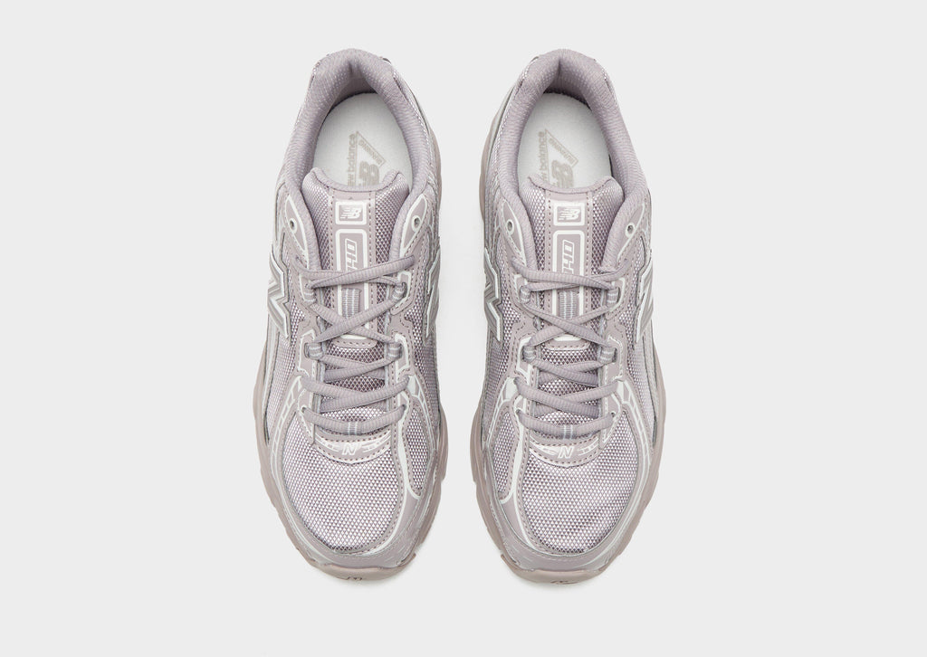 New Balance 740 Women's image