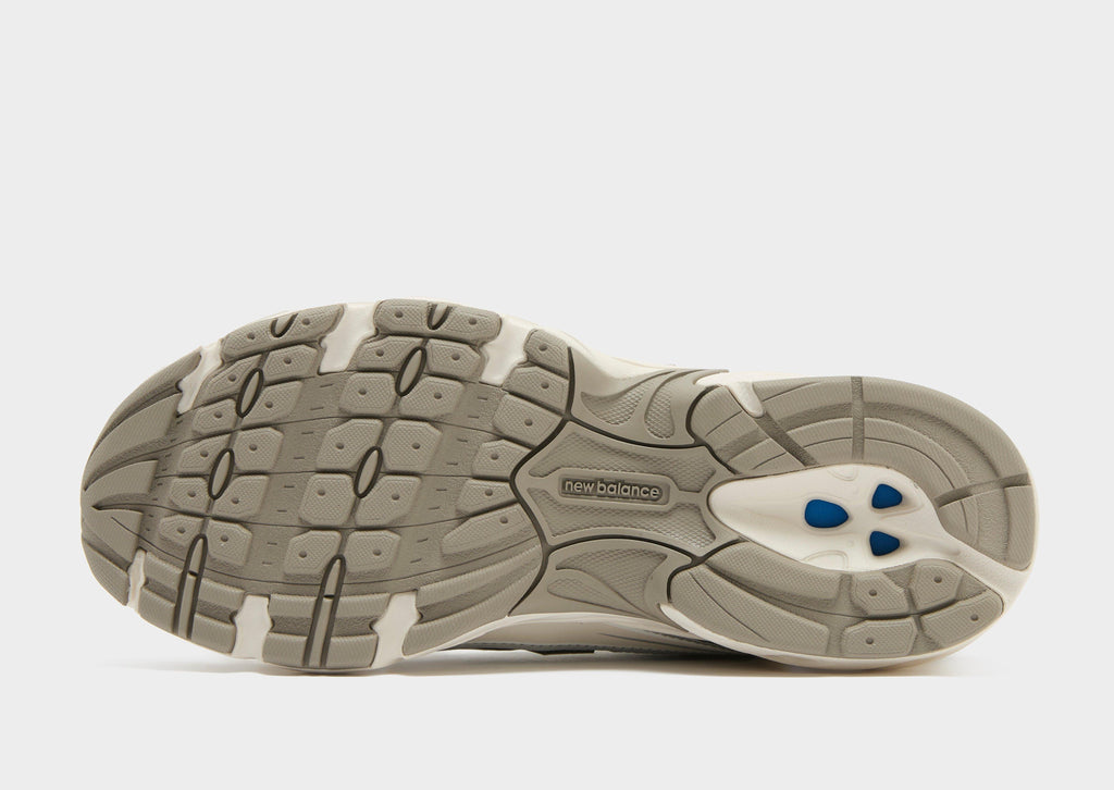 New Balance 740 Women's image