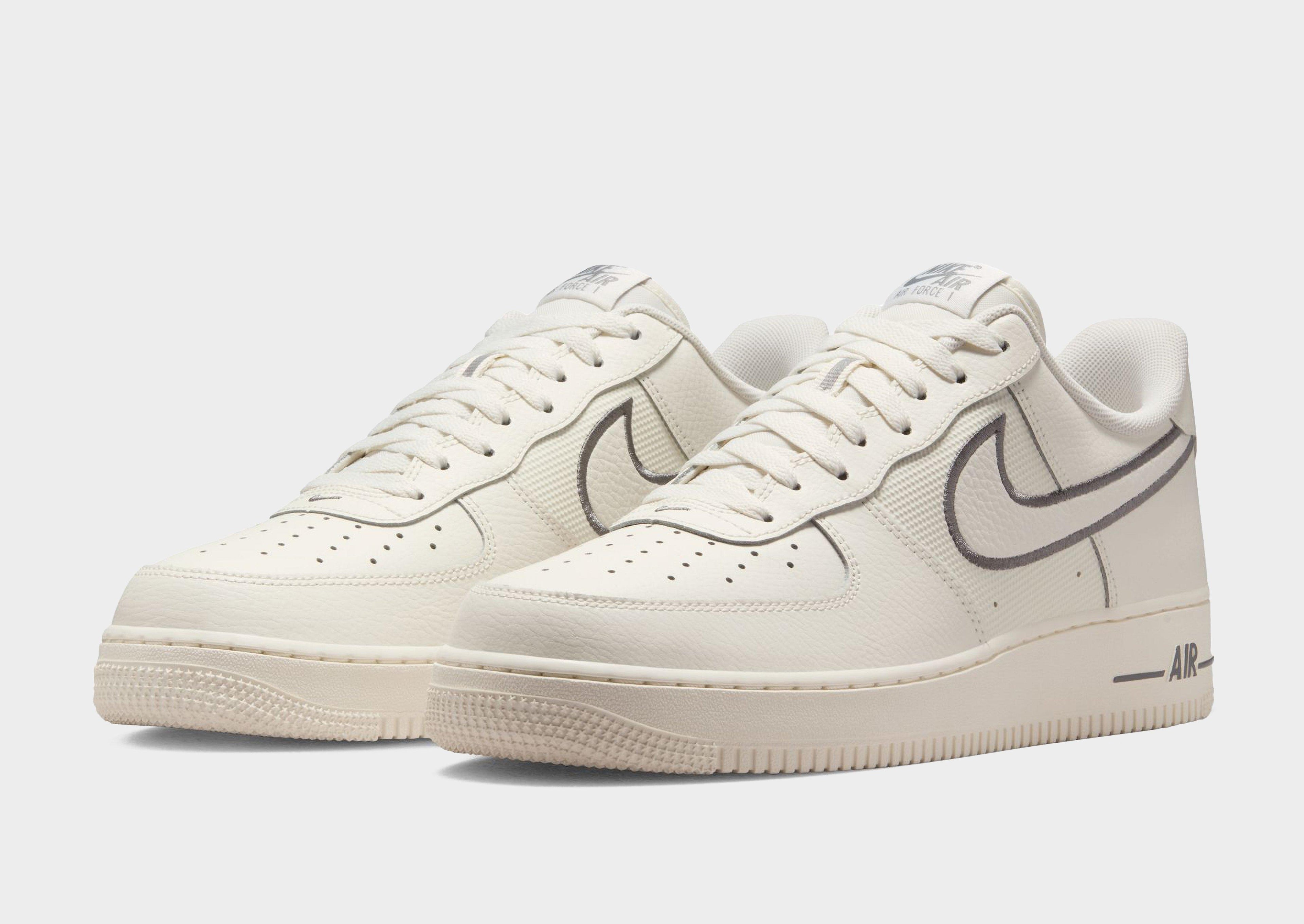 Nike Air Force 1 '07 image