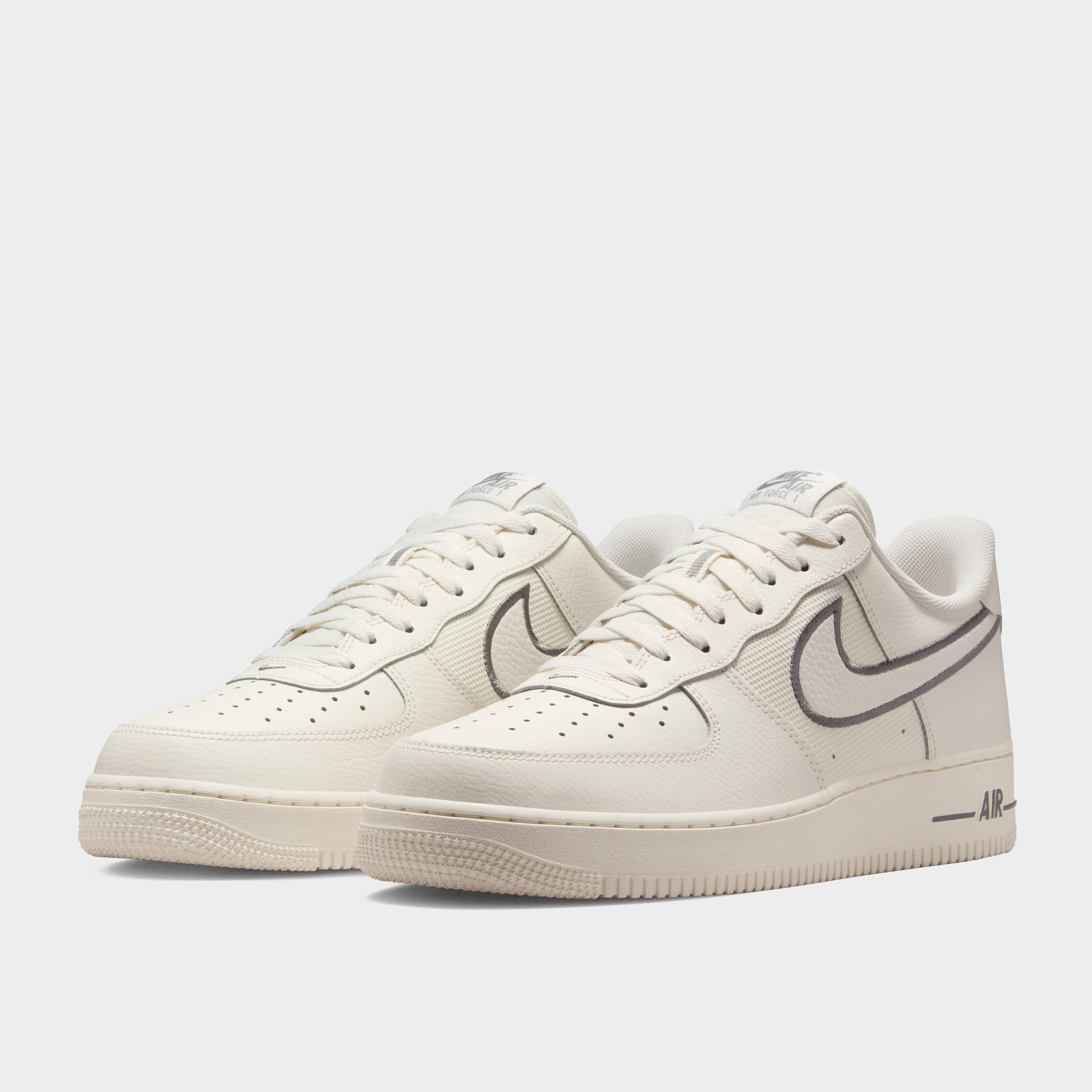 Nike Air Force 1 '07 image