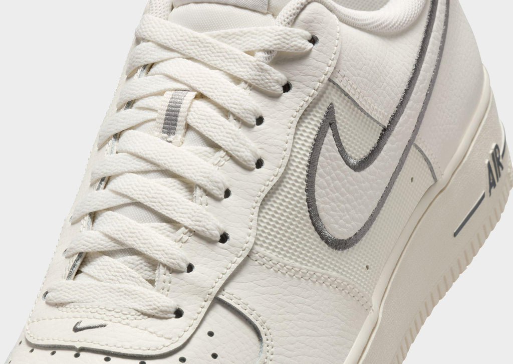 Nike Air Force 1 '07 image