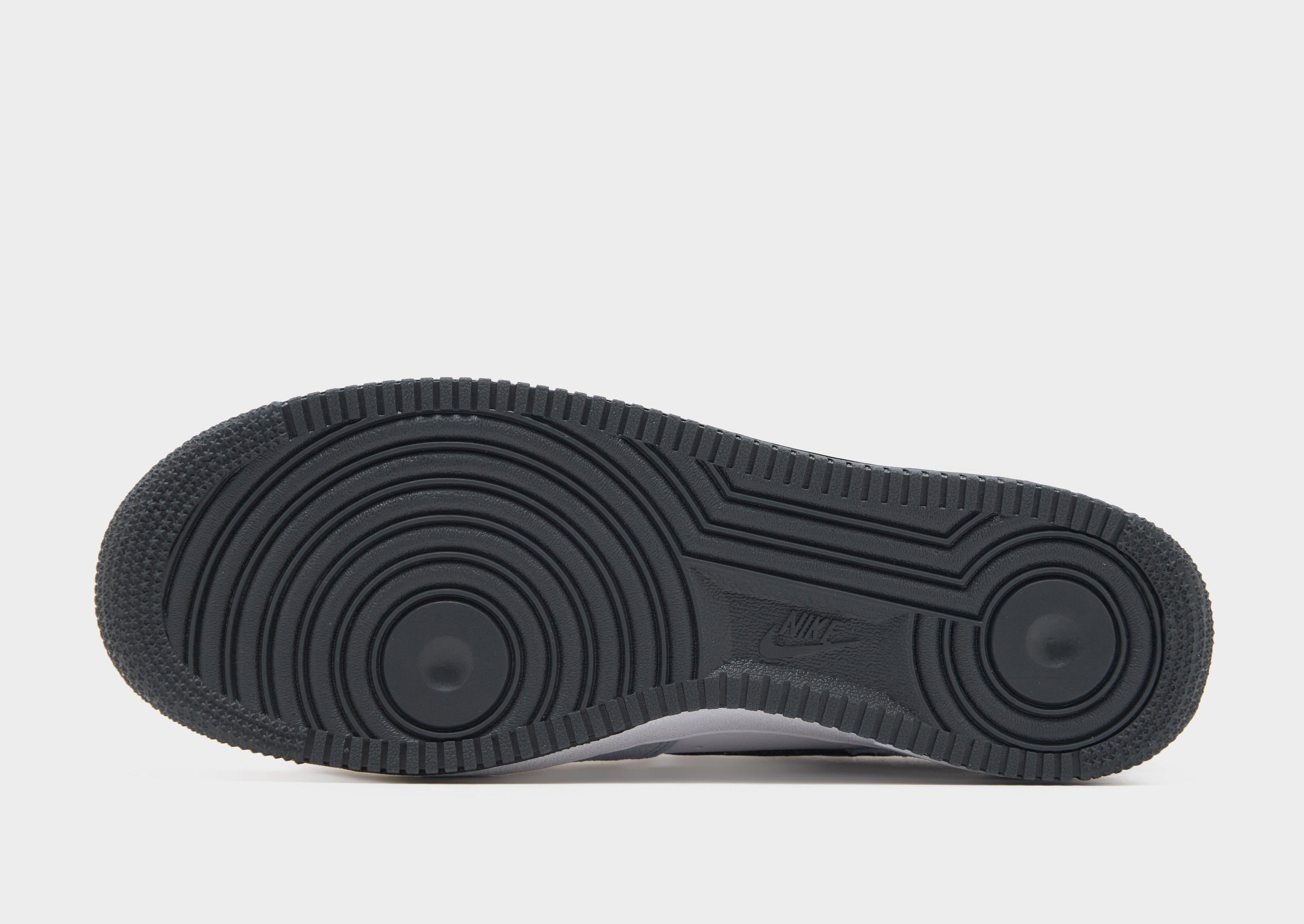 Nike Air Force 1 '07 LV8 image