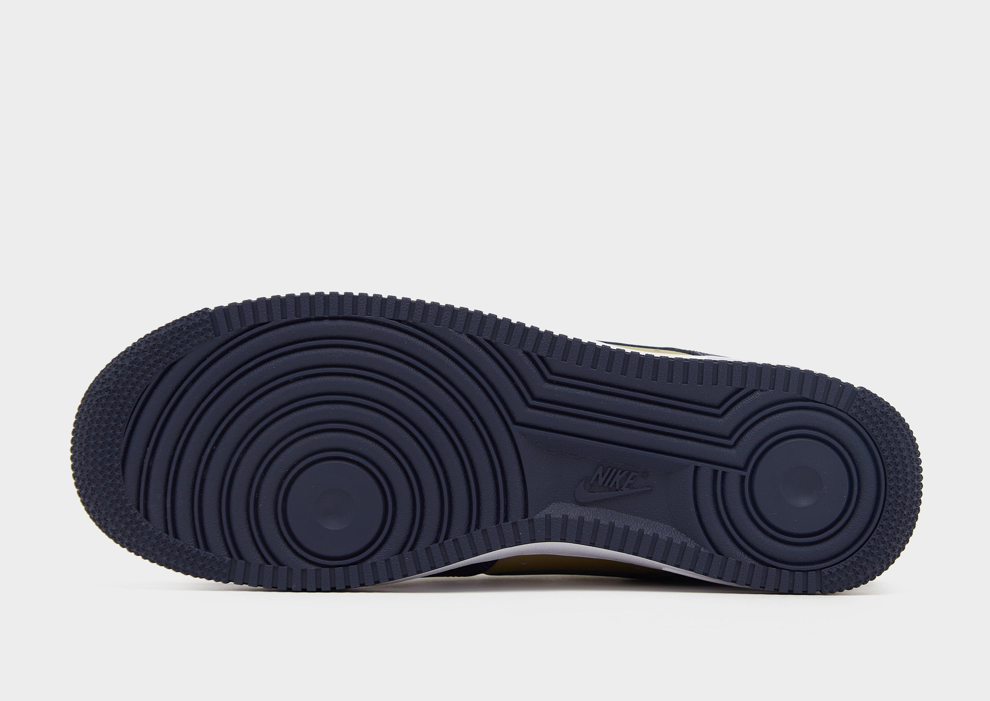 Nike Air Force 1 Low image