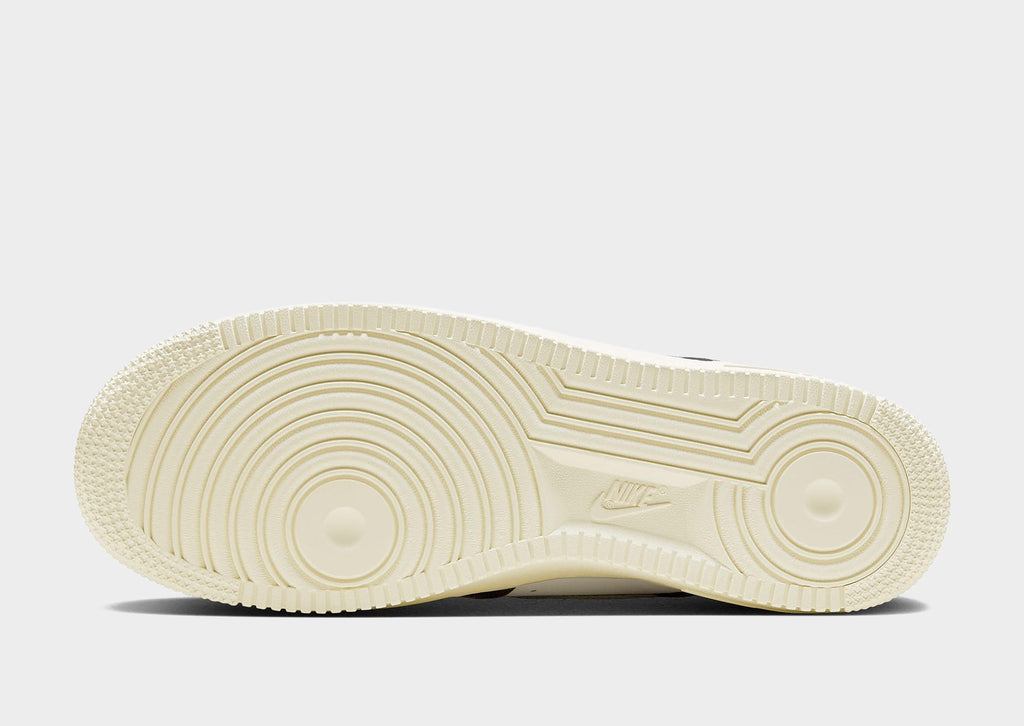 Nike Air Force 1 Low image