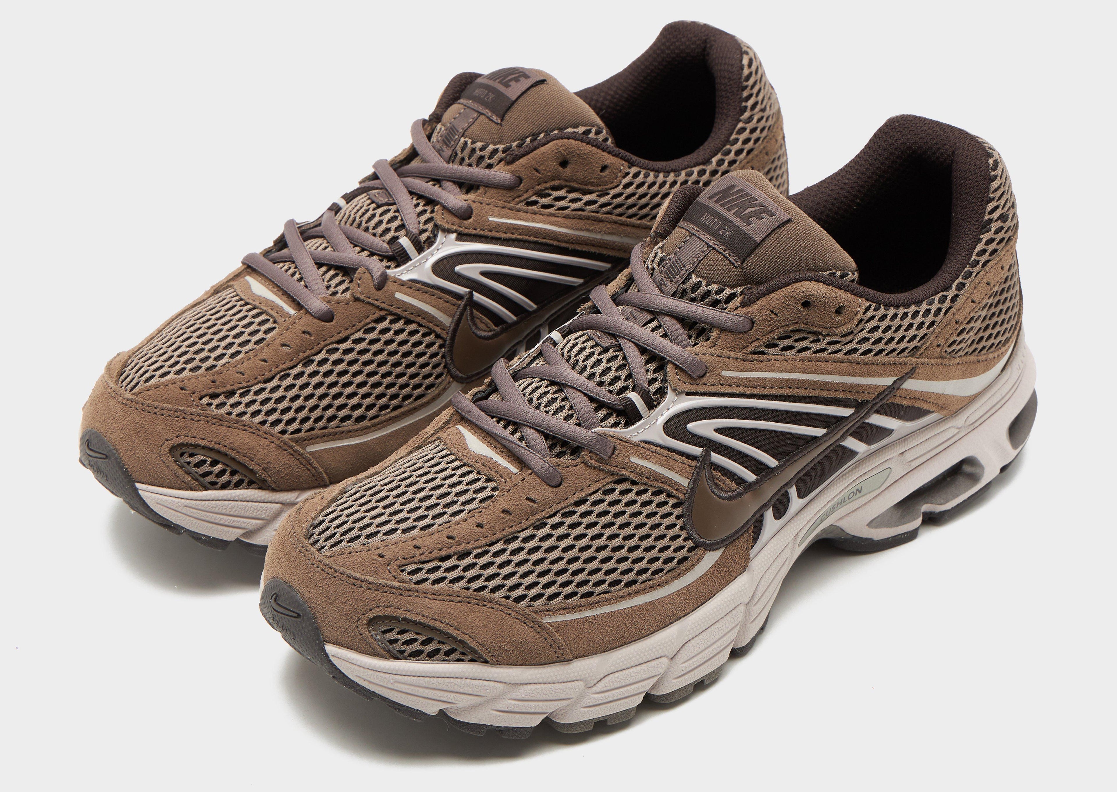 Nike Air Max Moto 2K image