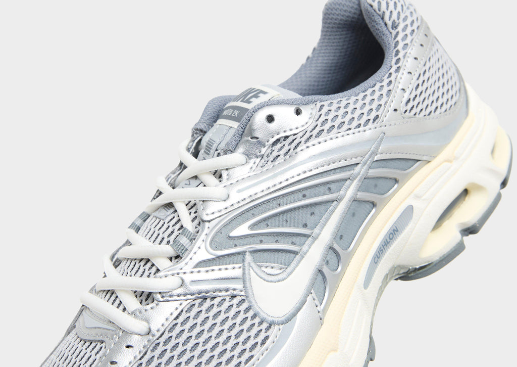 Nike Air Max Moto 2K image