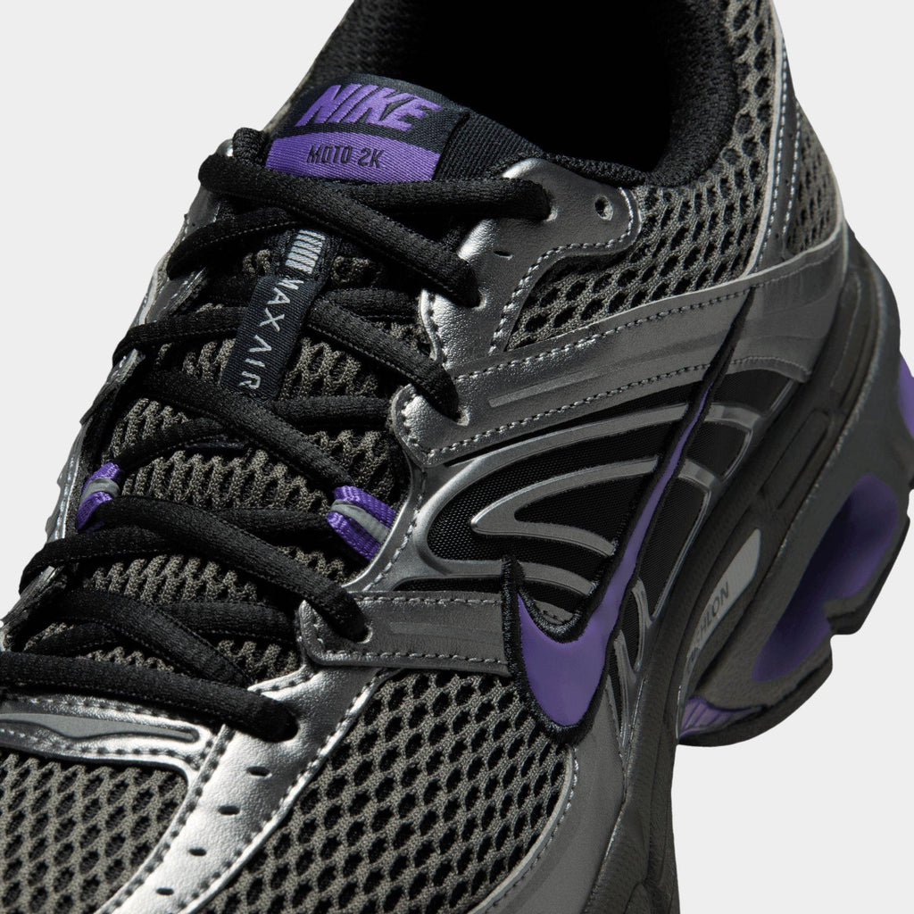 Nike Air Max Moto 2K image