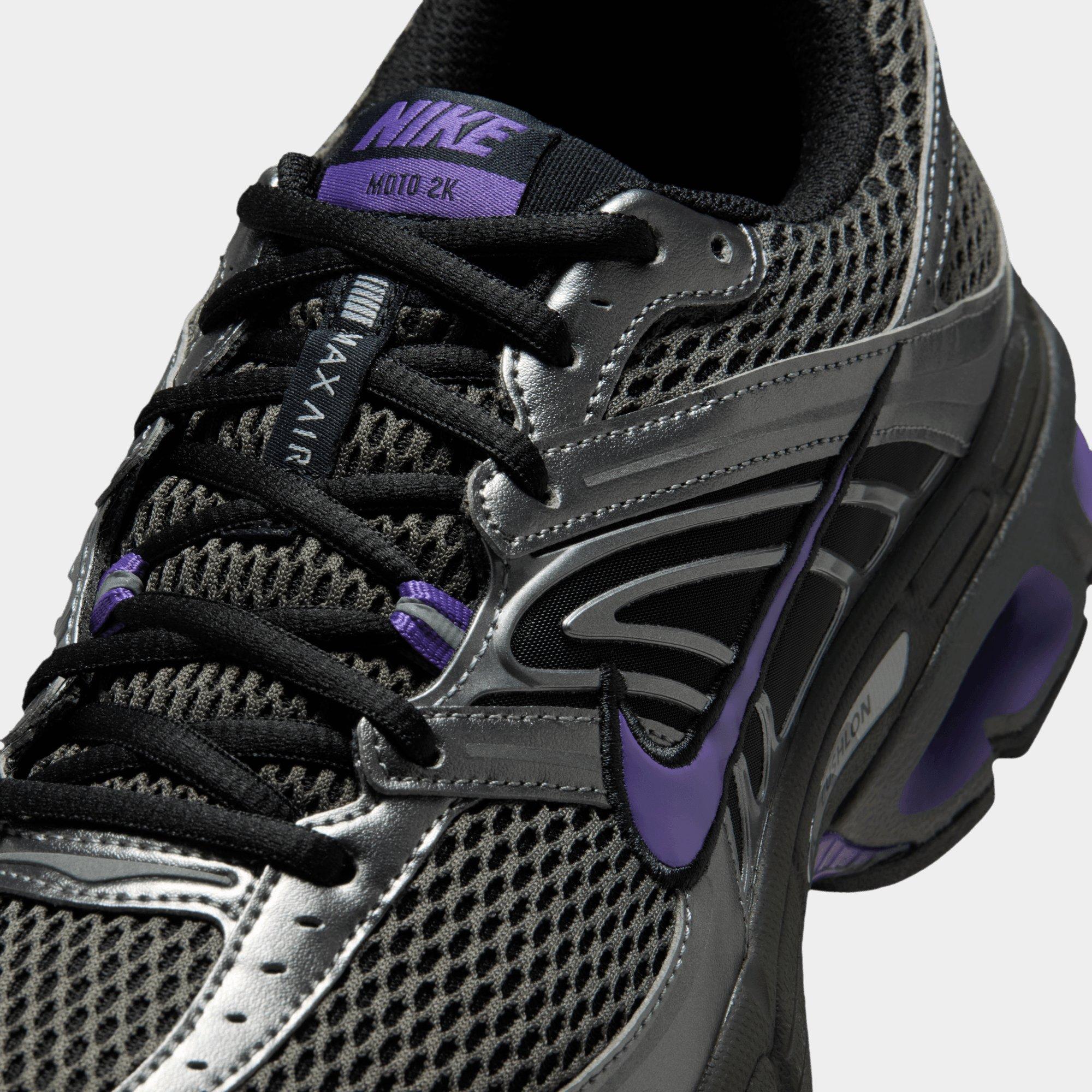Nike Air Max Moto 2K image
