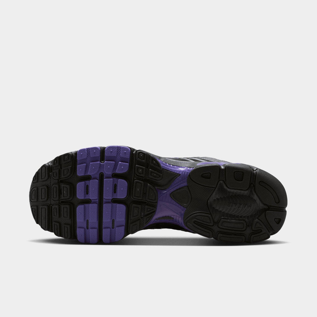 Nike Air Max Moto 2K image