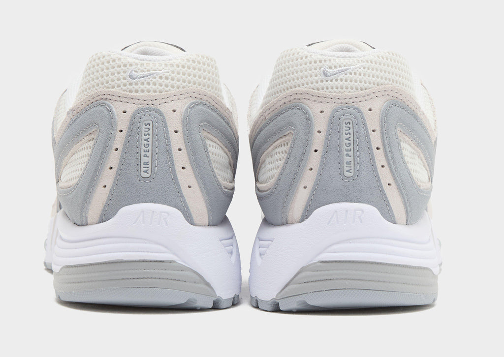 Nike Air Pegasus 2005 image