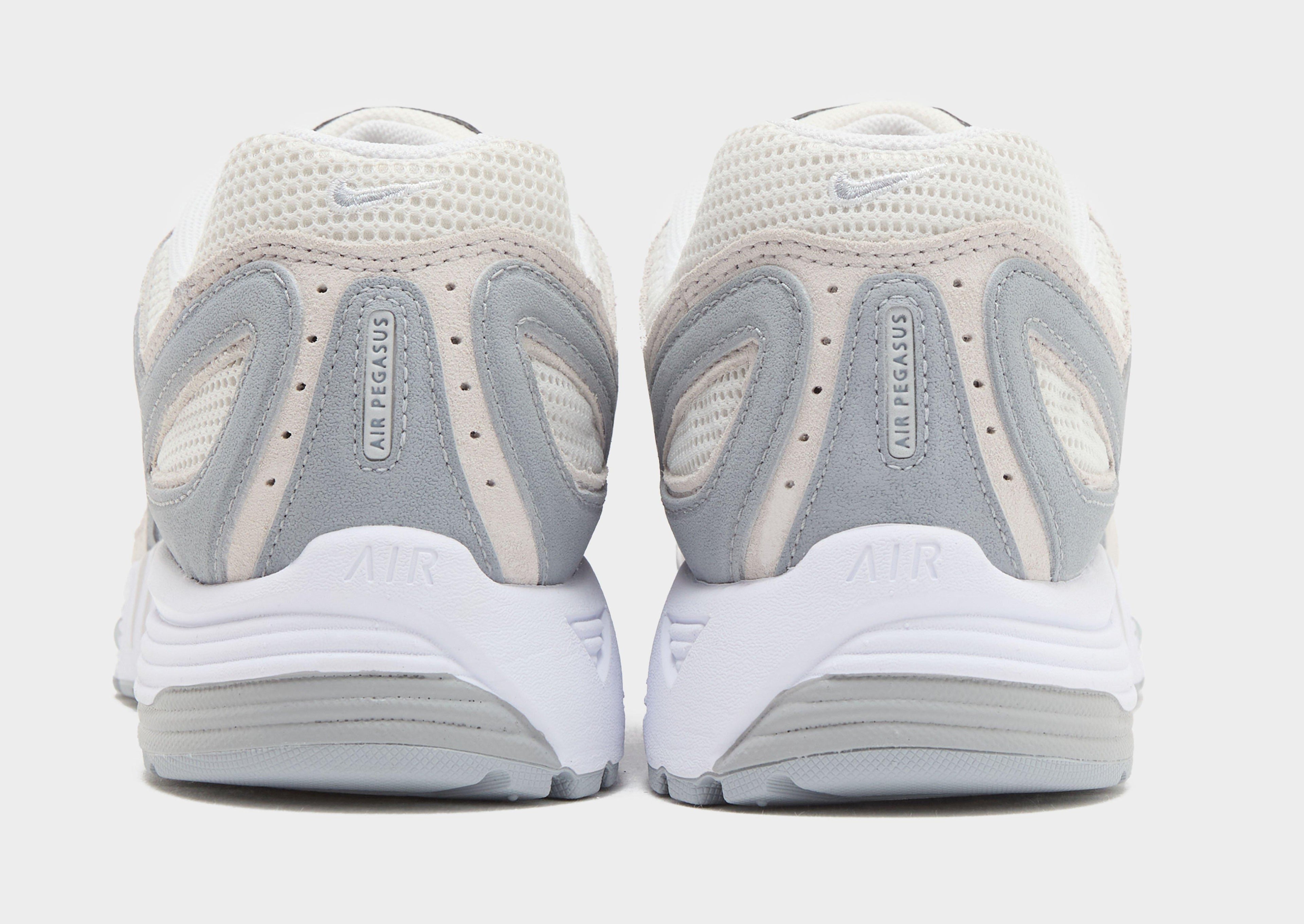 Nike Air Pegasus 2005 image