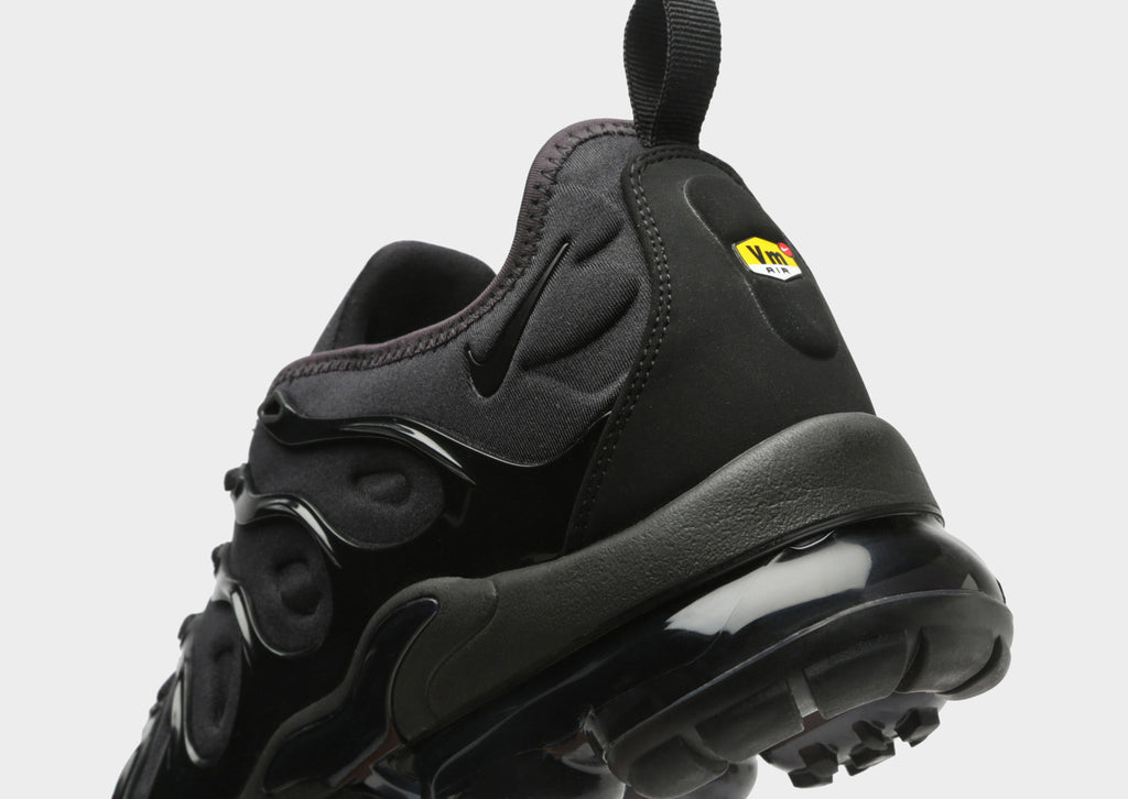 Nike Air VaporMax Plus image