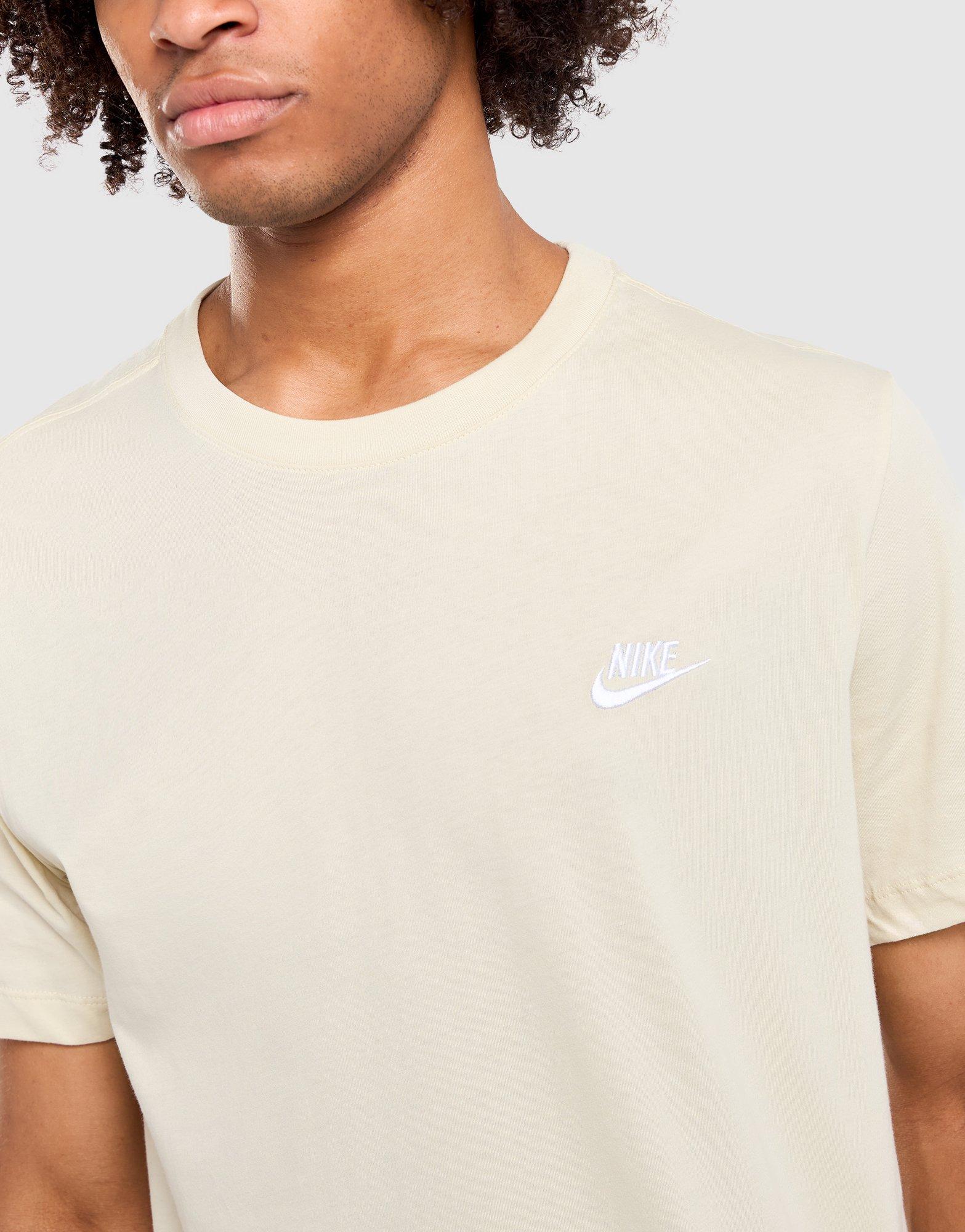 Nike Club T-Shirt image