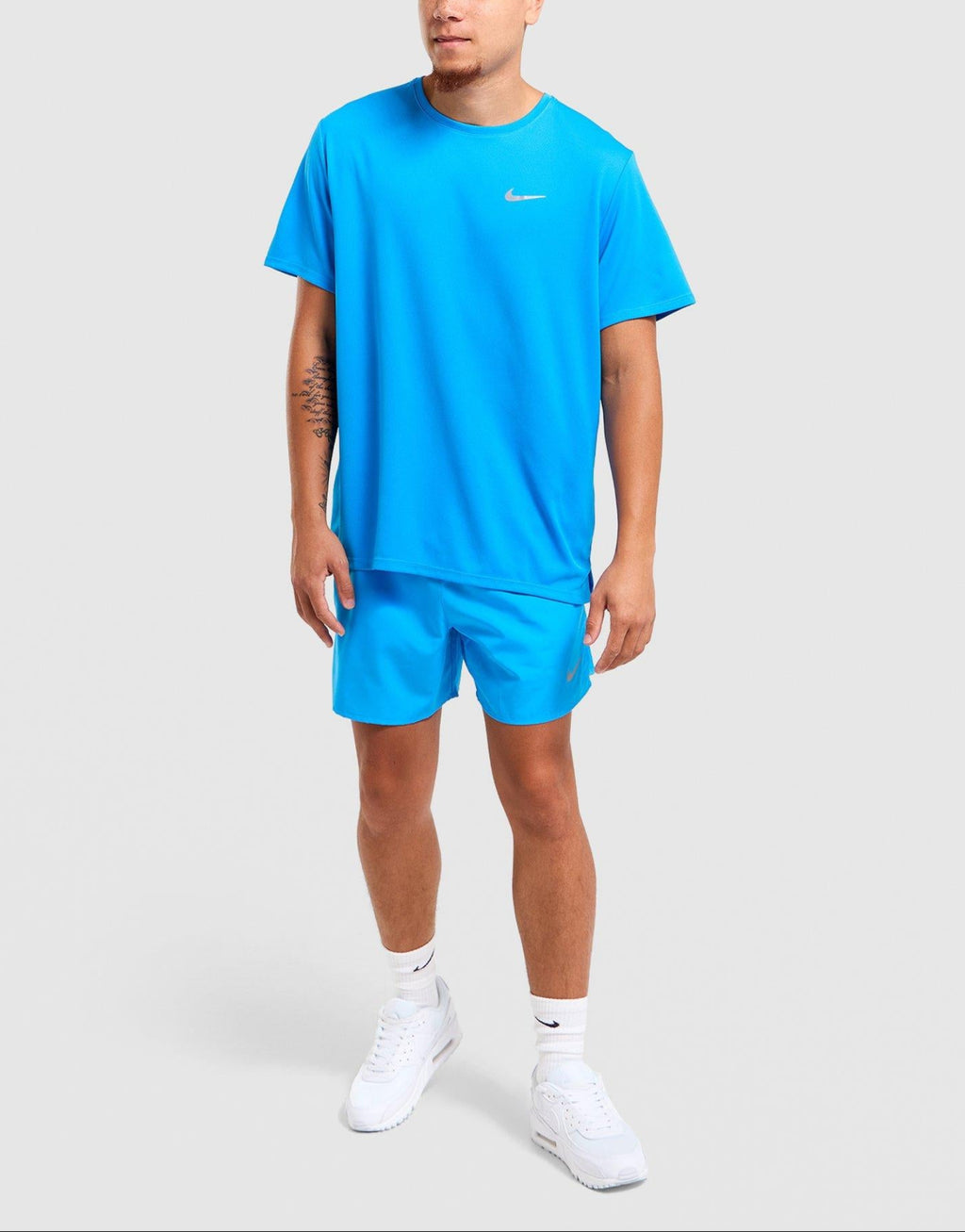 Nike Miler T-Shirt image