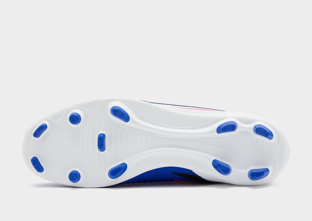 Nike Phantom 6 Low Club FG image