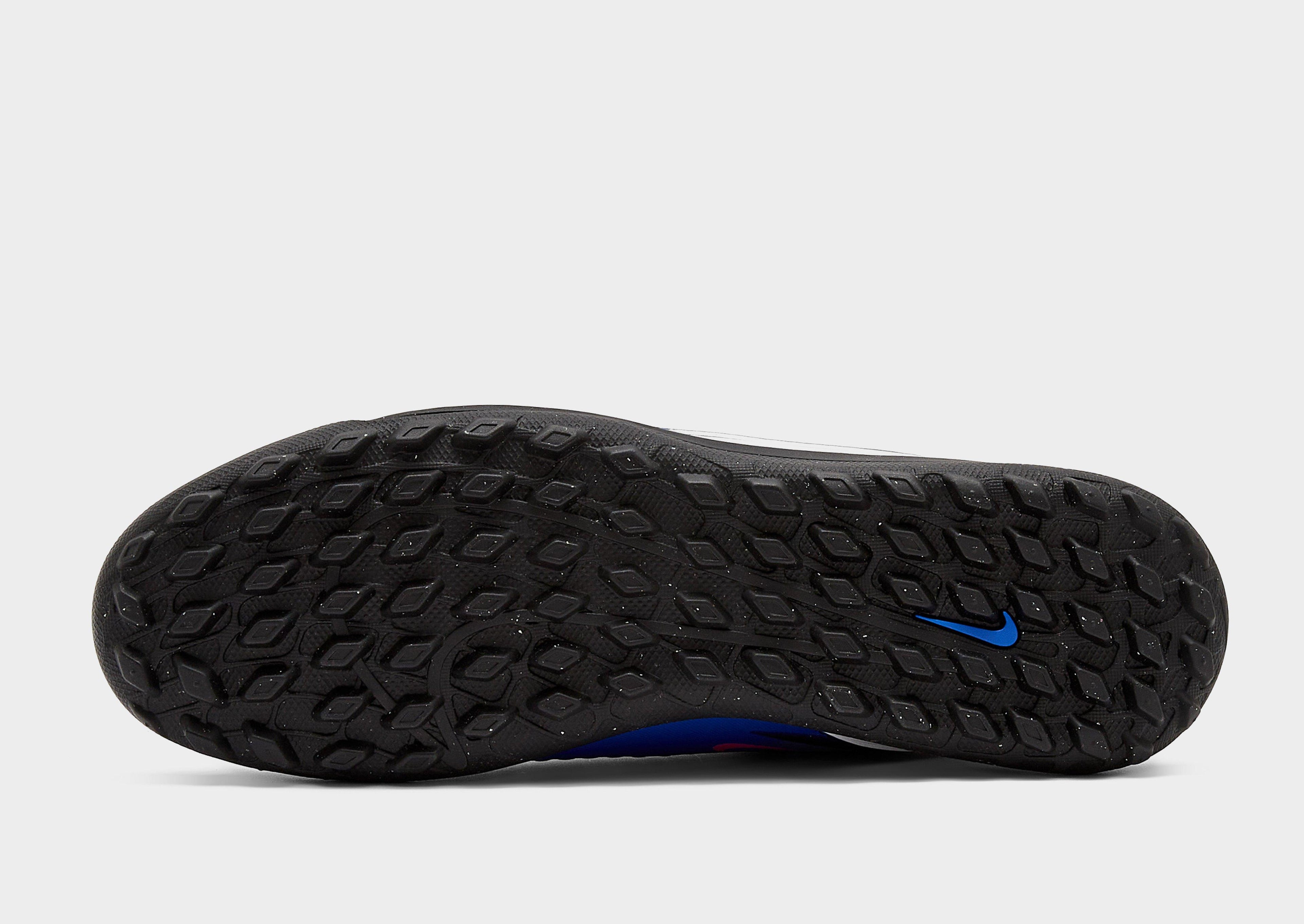 Nike Phantom 6 Low Club TF image