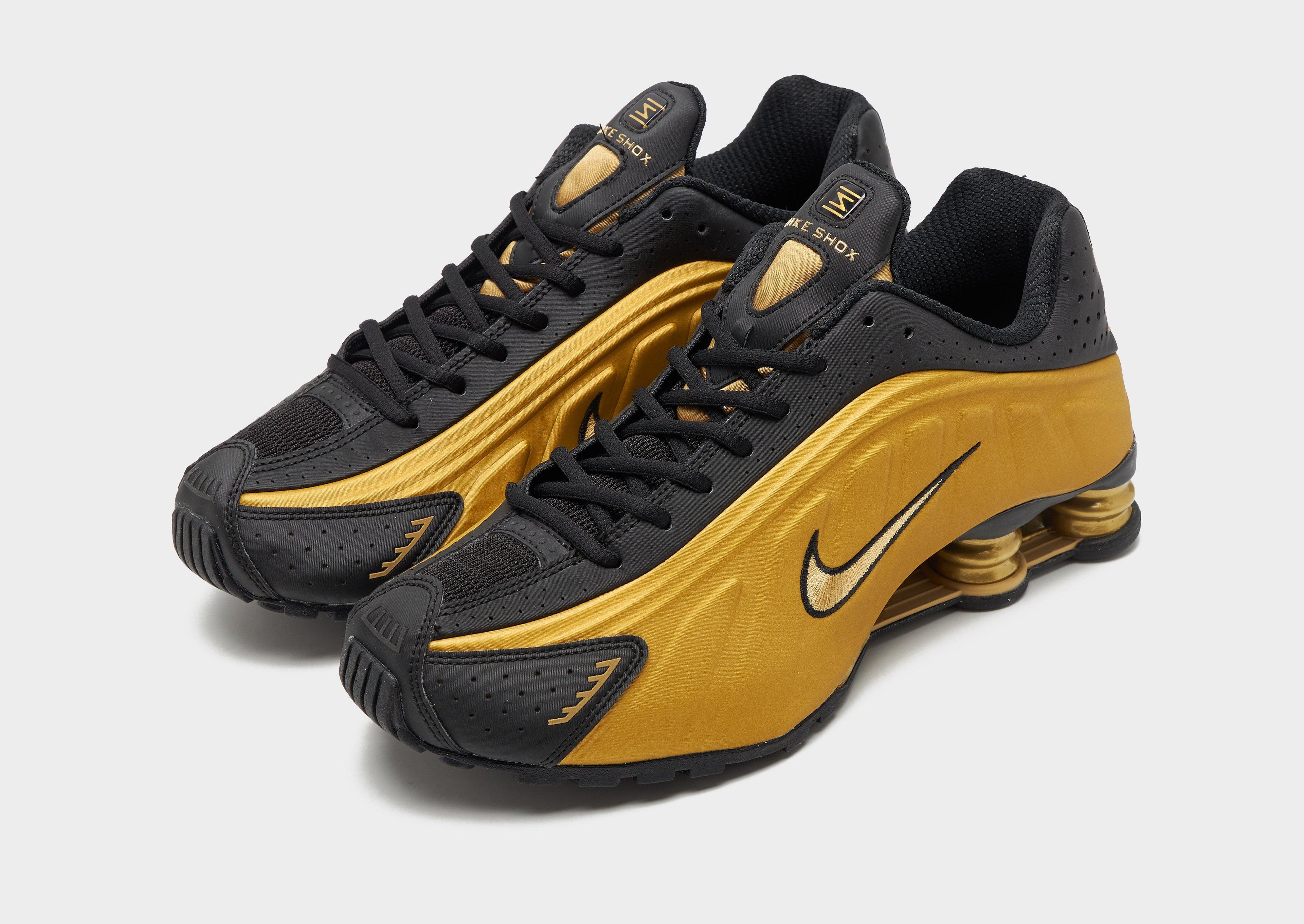 Nike Shox R4 image