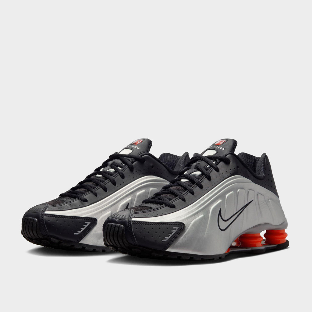 Nike Shox R4 image