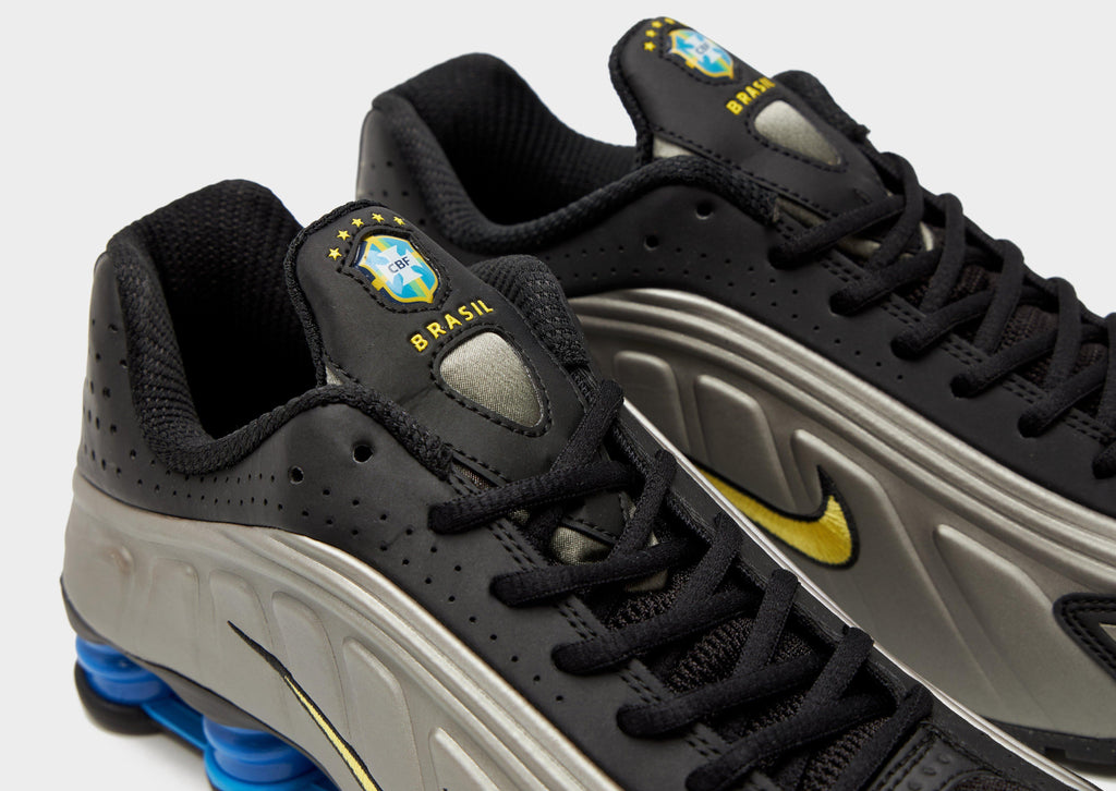 Nike Shox R4 'Brazil' image