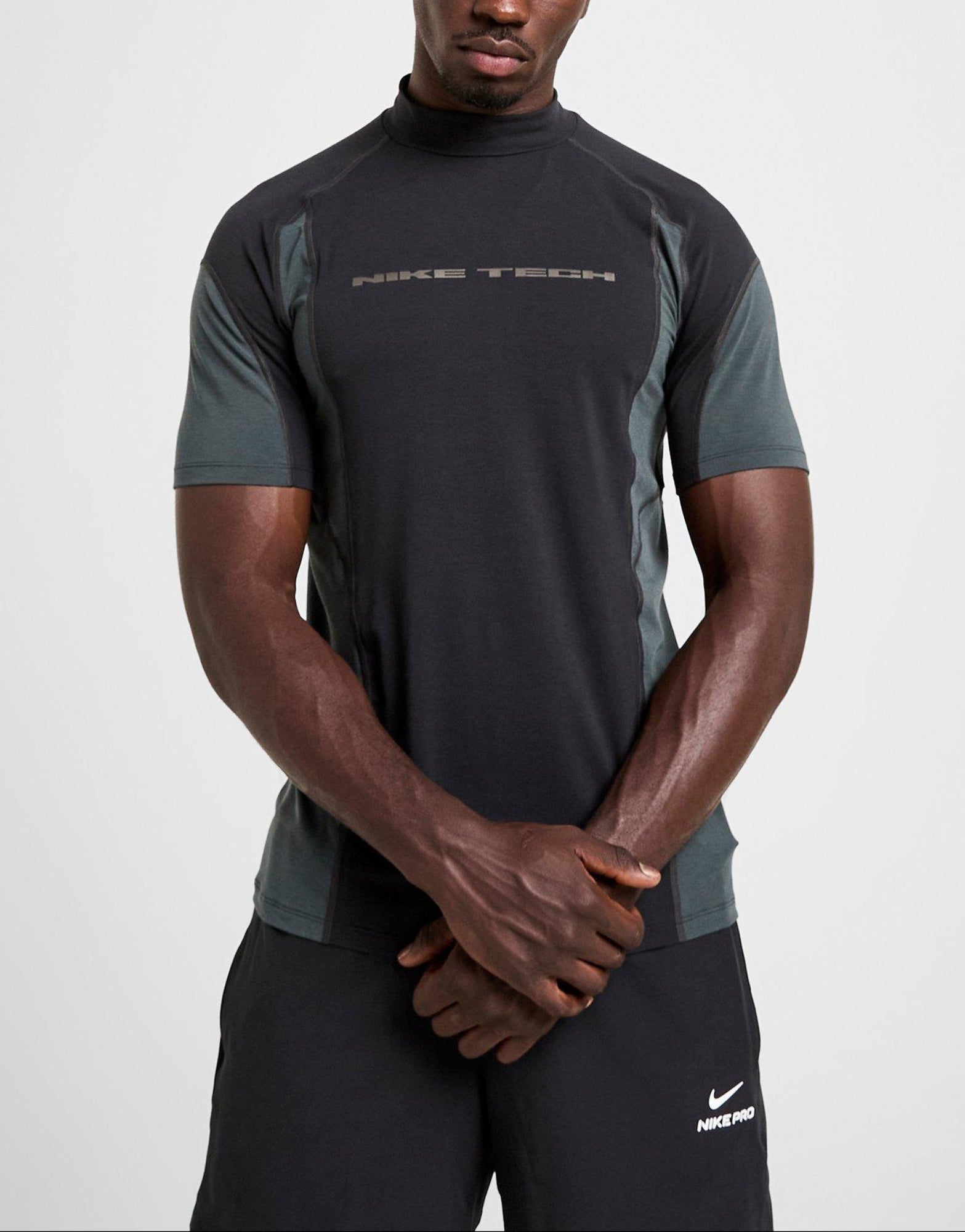 Nike Tech Baselayer T-Shirt image