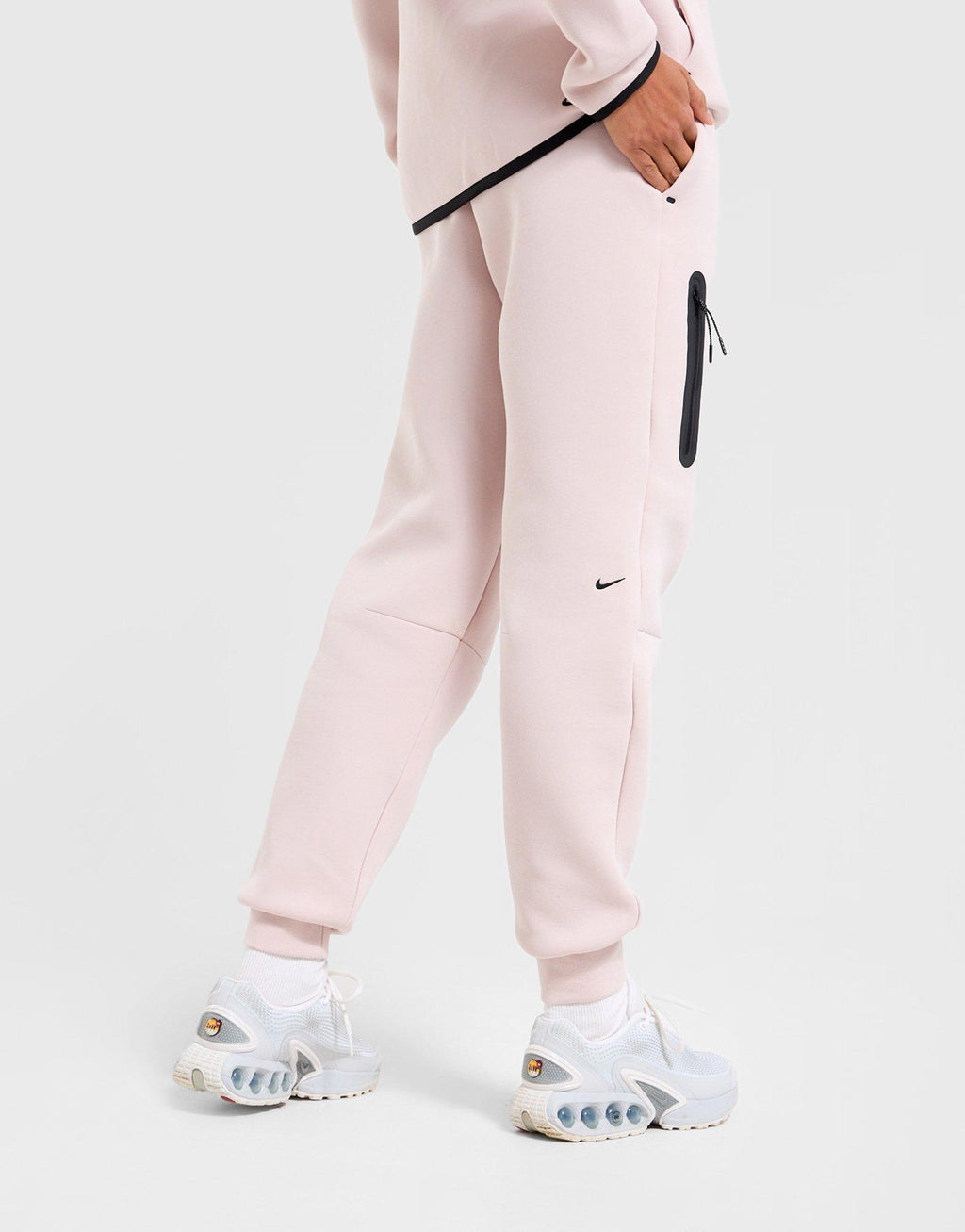 Nike Tech Fleece Joggers image