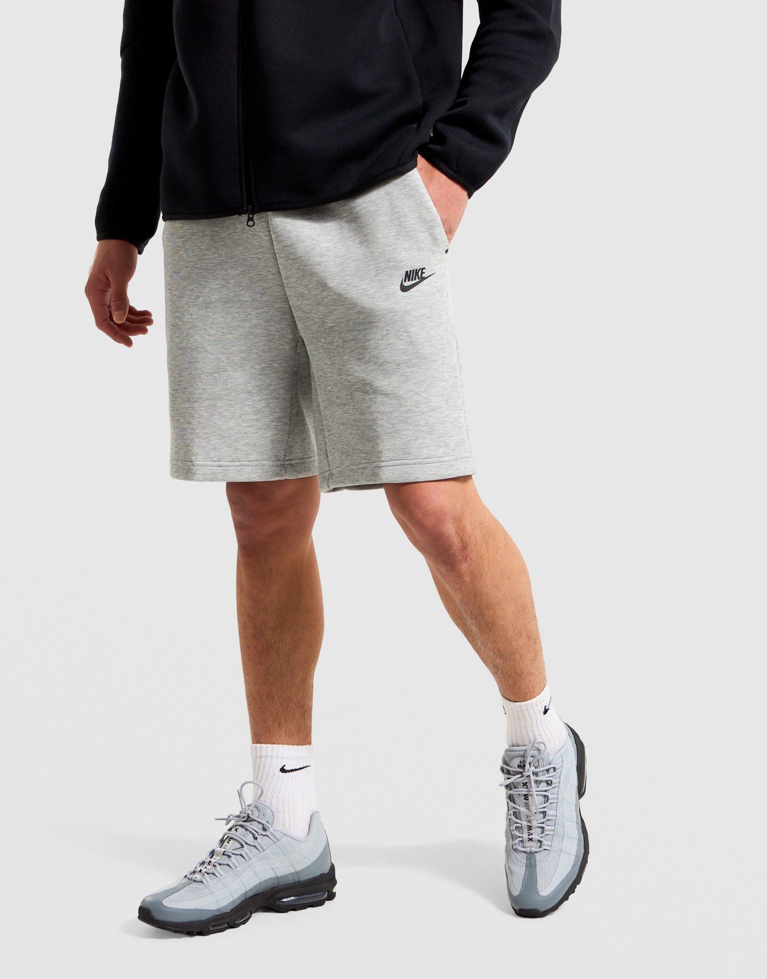 Nike Tech Fleece Shorts image