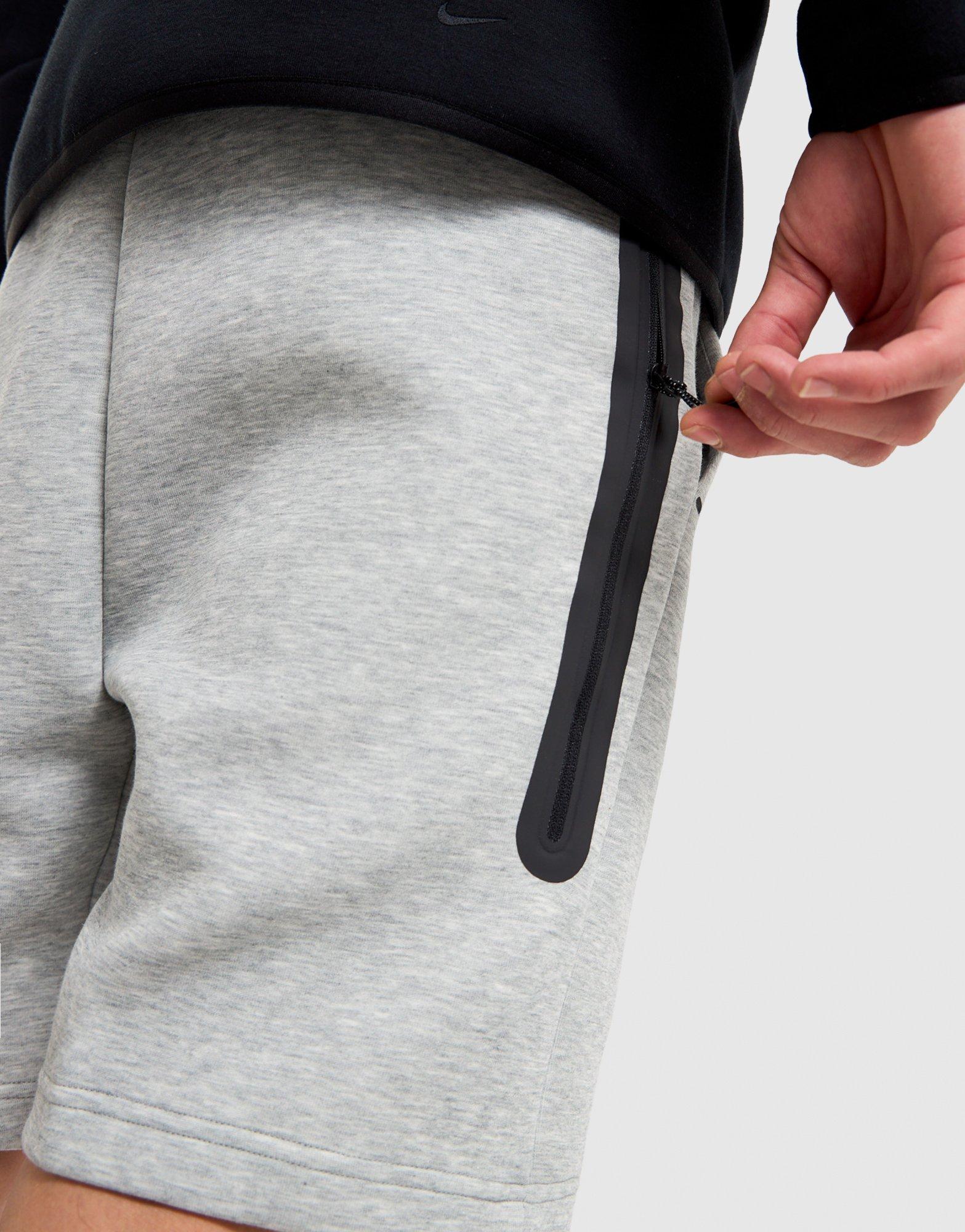 Nike Tech Fleece Shorts image