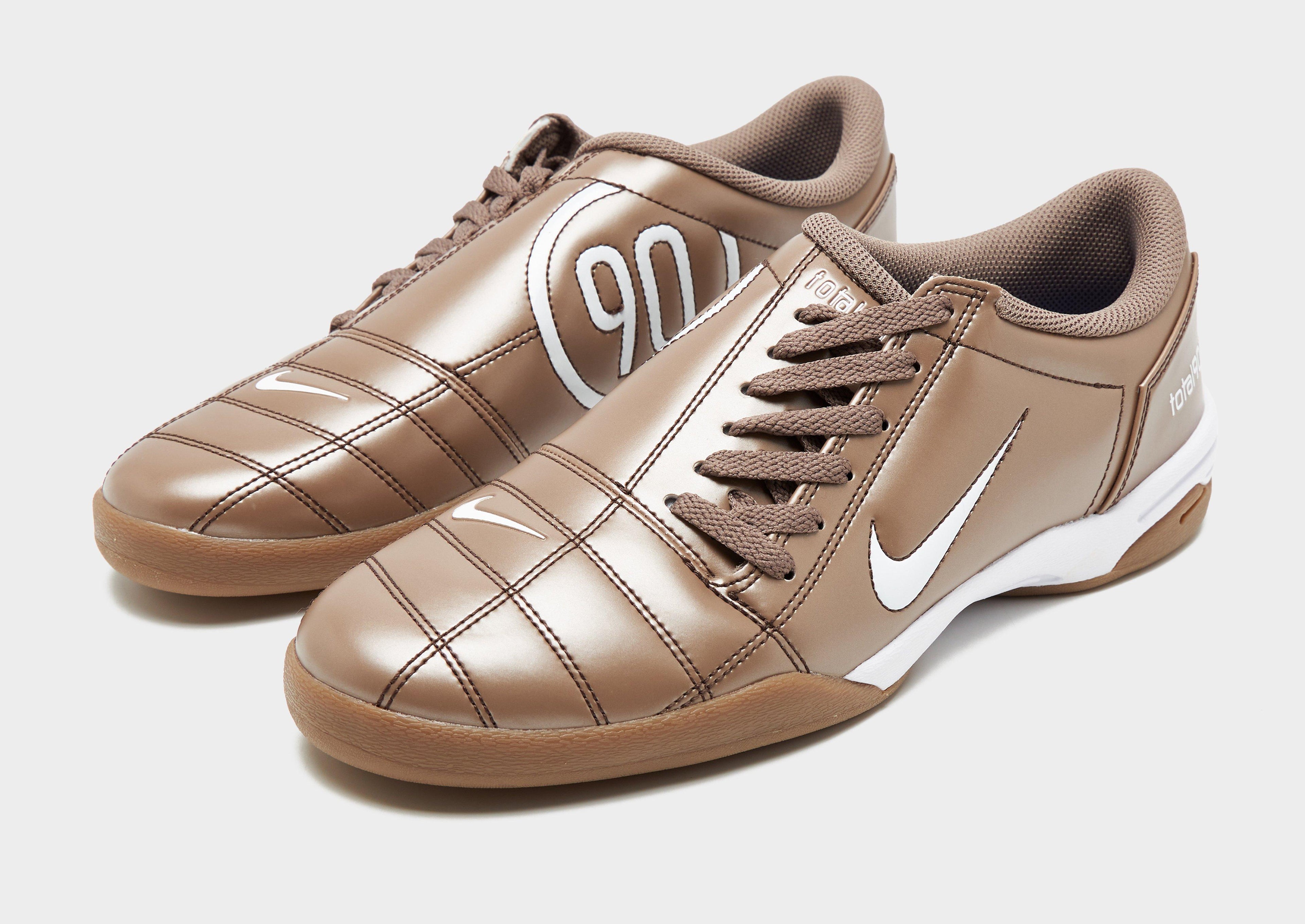 Nike Total 90 image