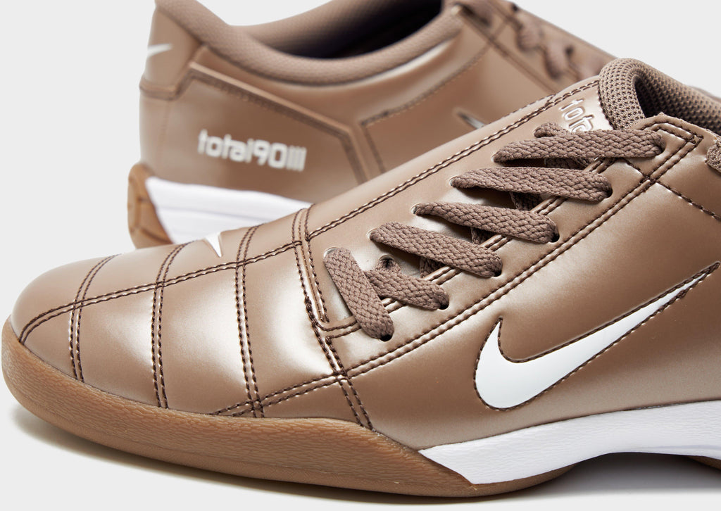 Nike Total 90 image