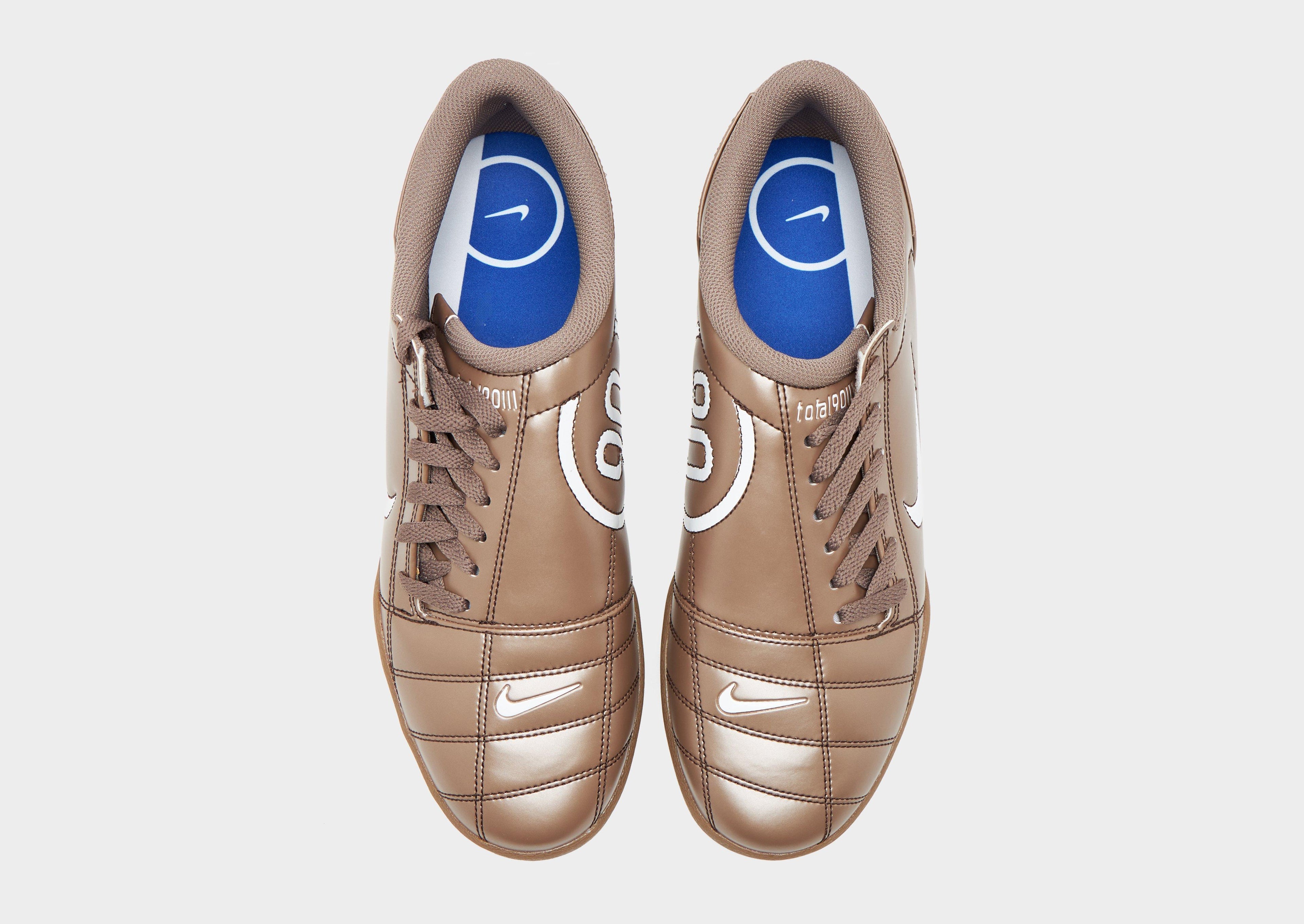 Nike Total 90 image