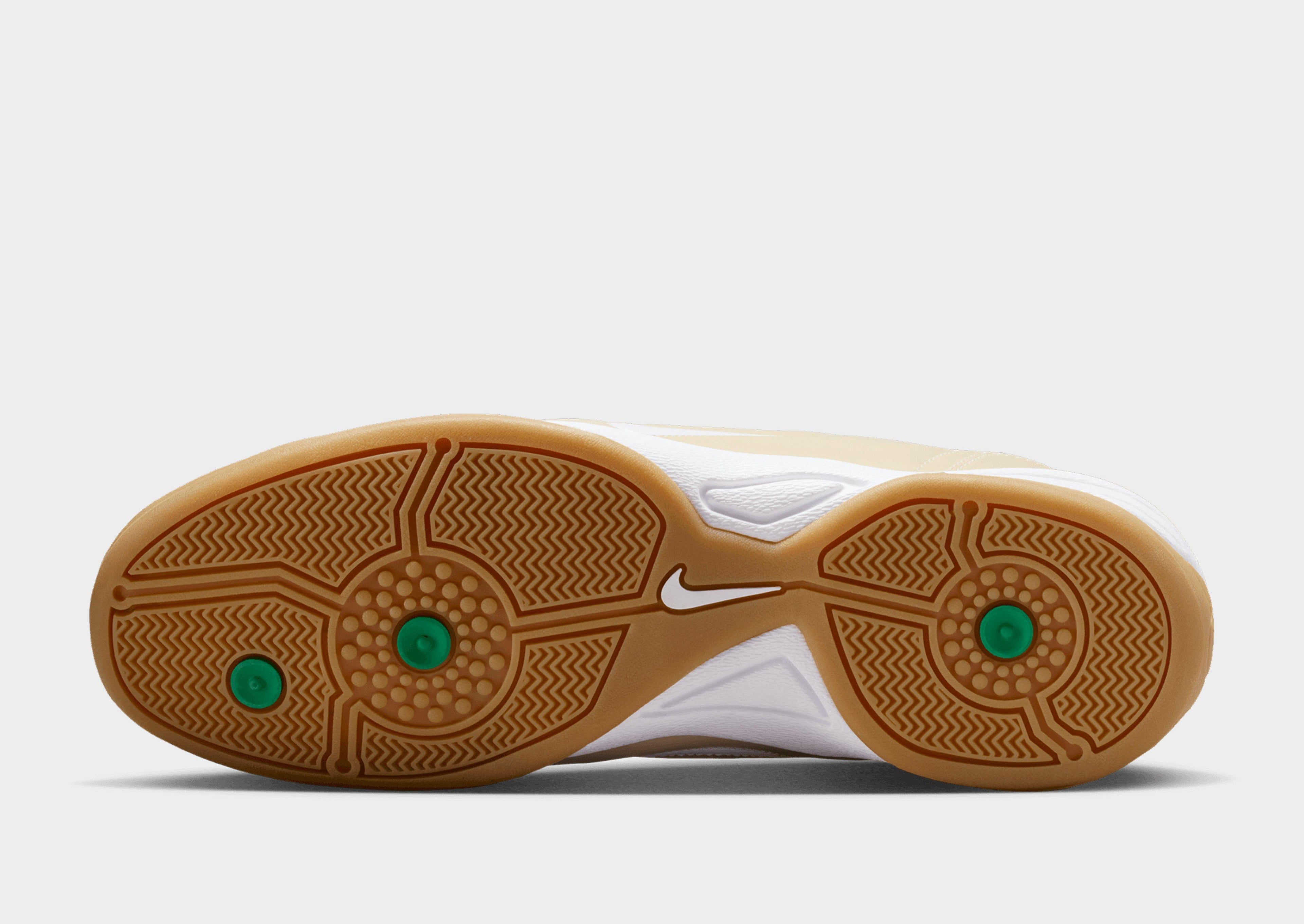 Nike Total 90 image