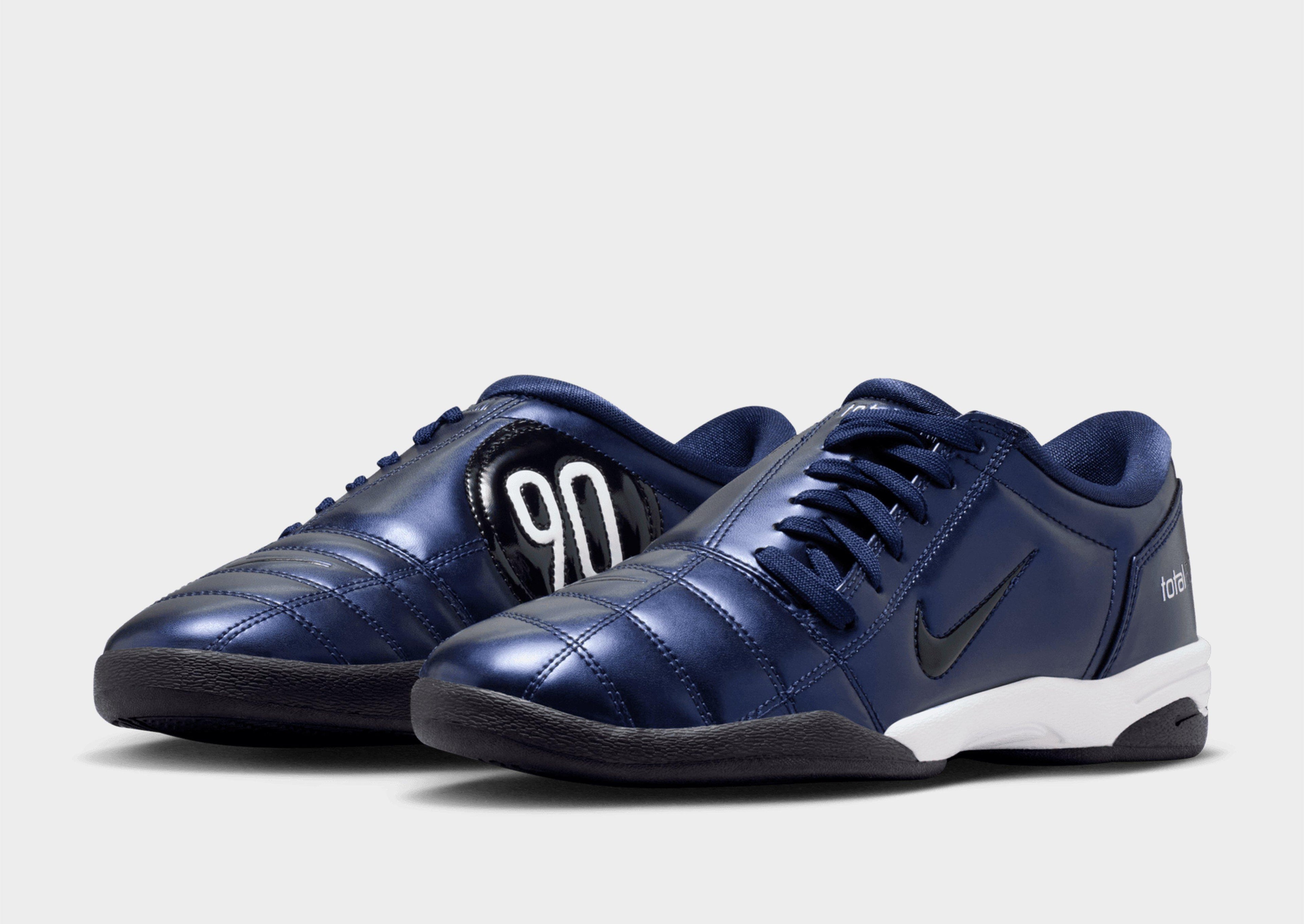 Nike Total 90 Women's image