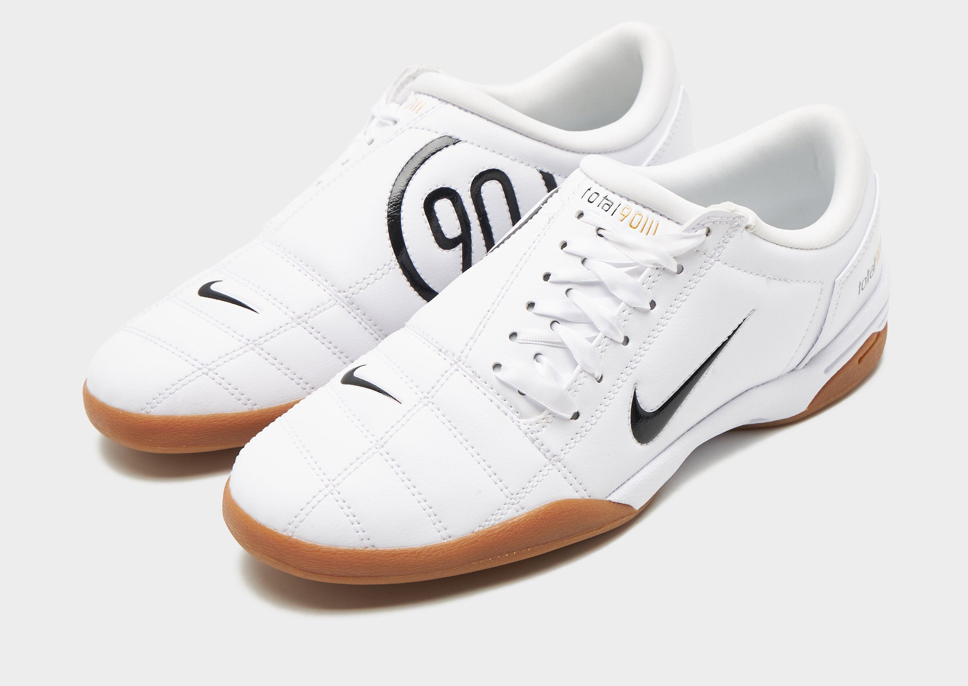 Nike Total 90 Women's image