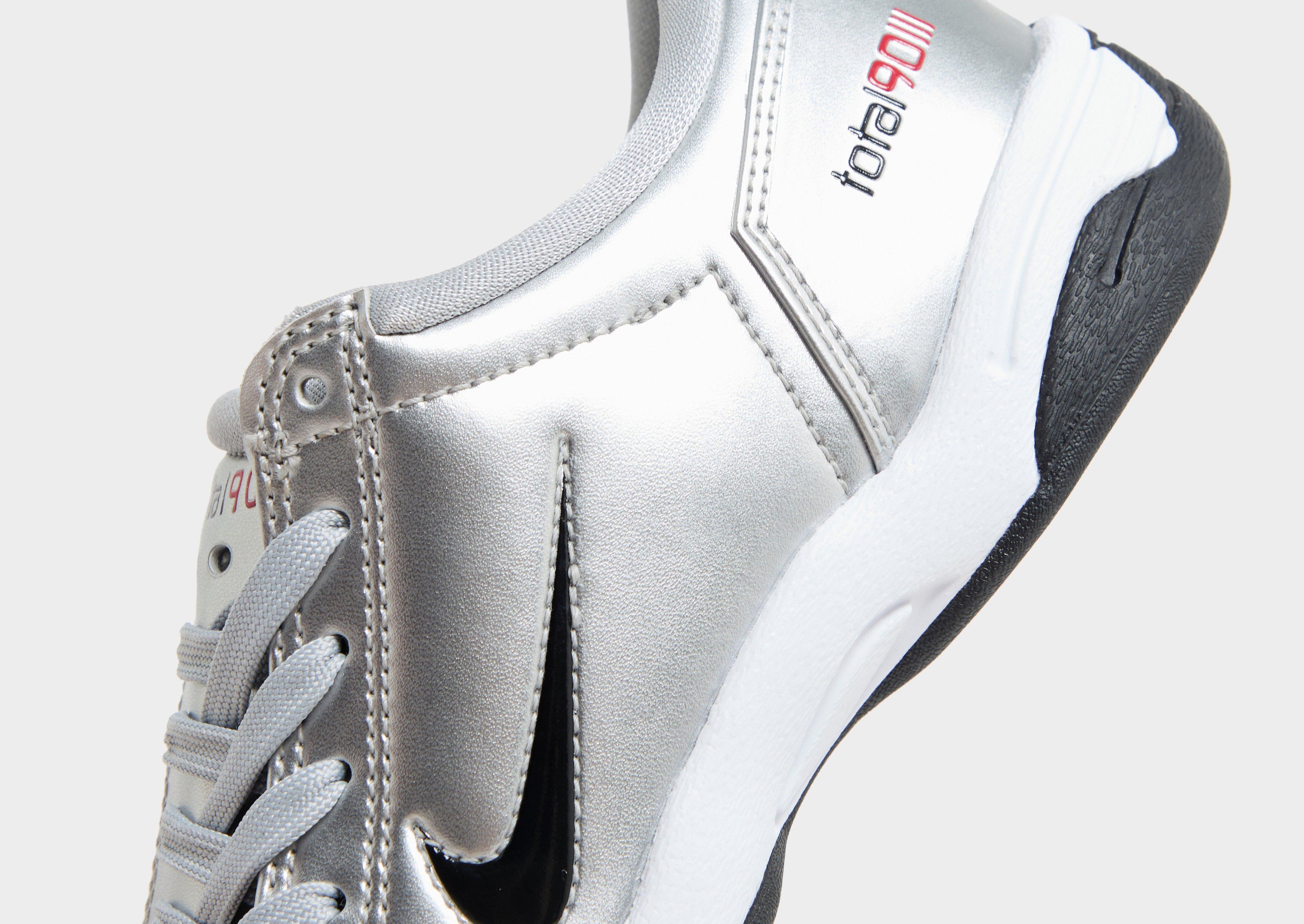 Nike Total 90 Women's image