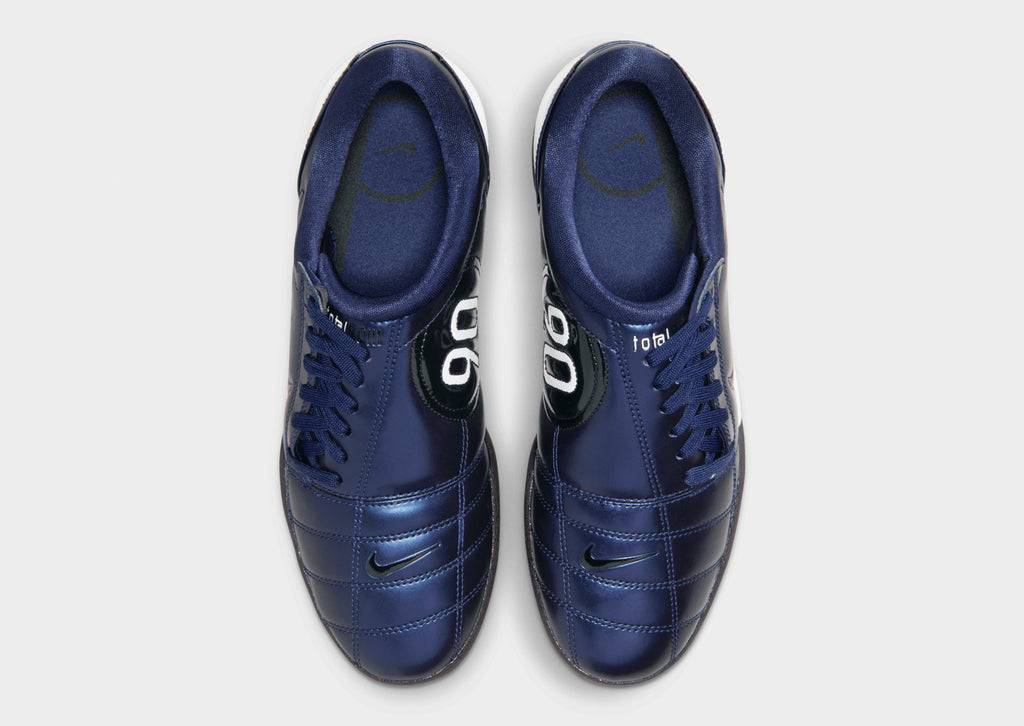 Nike Total 90 Women's image