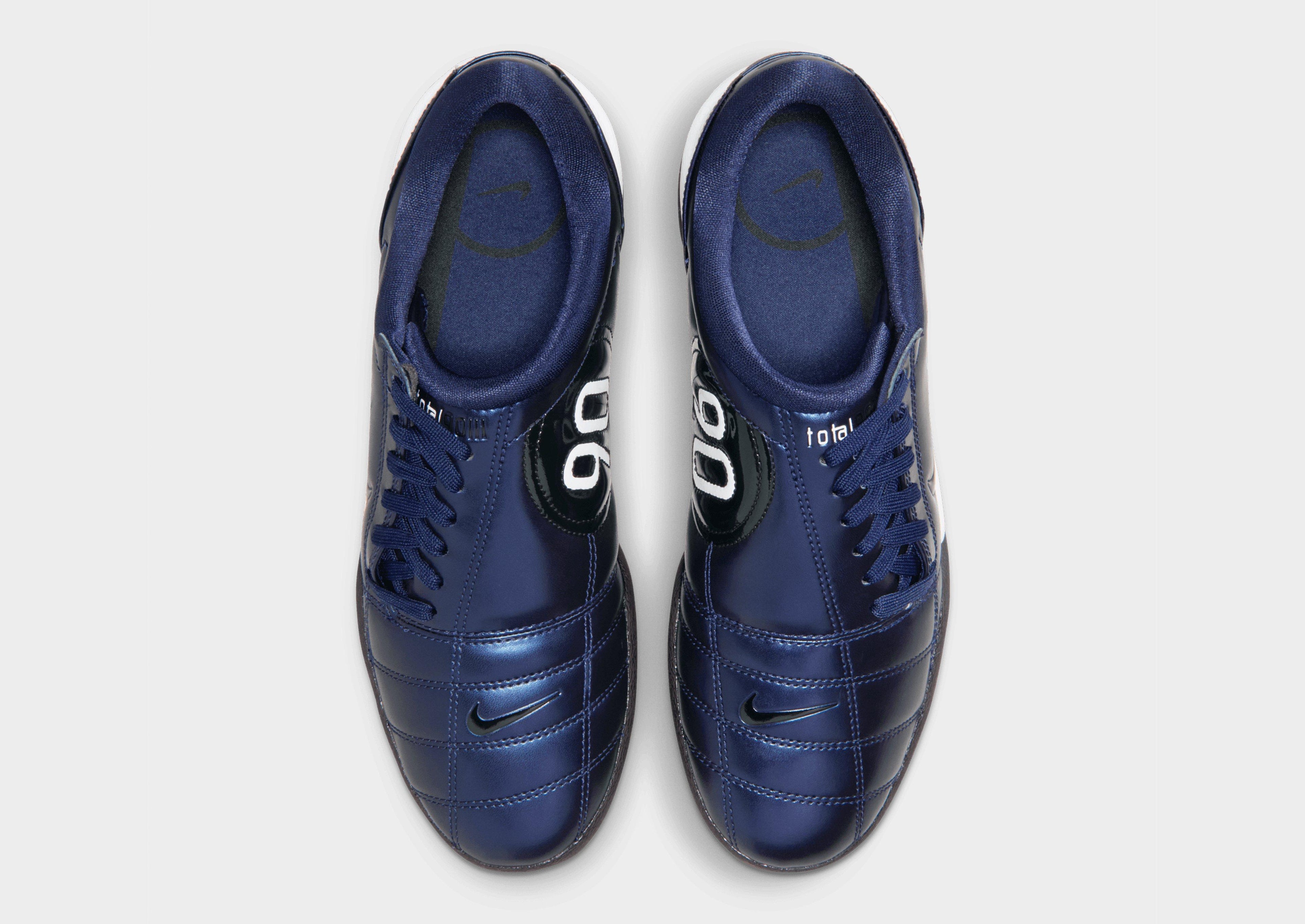 Nike Total 90 Women's image
