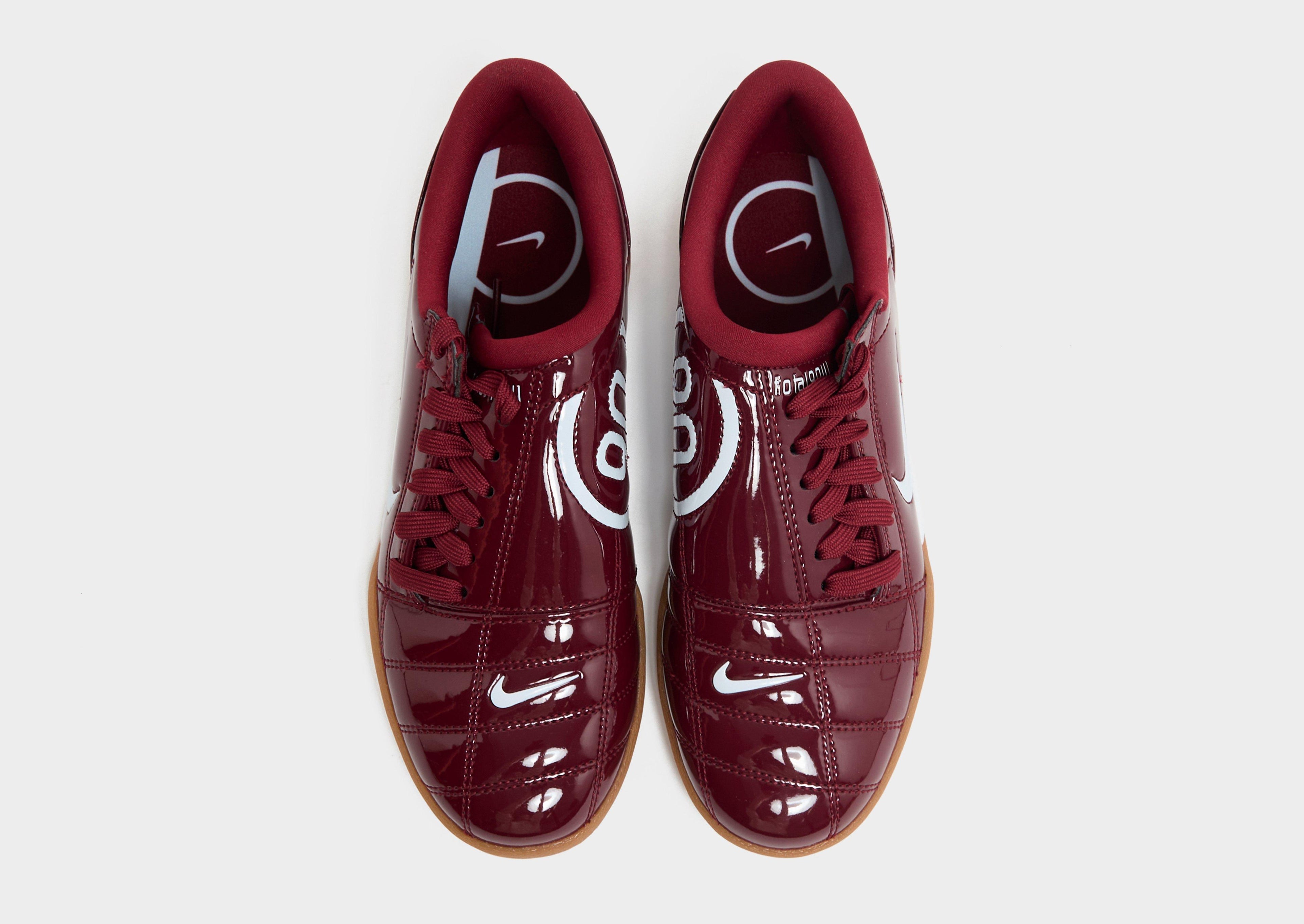 Nike Total 90 Women's image