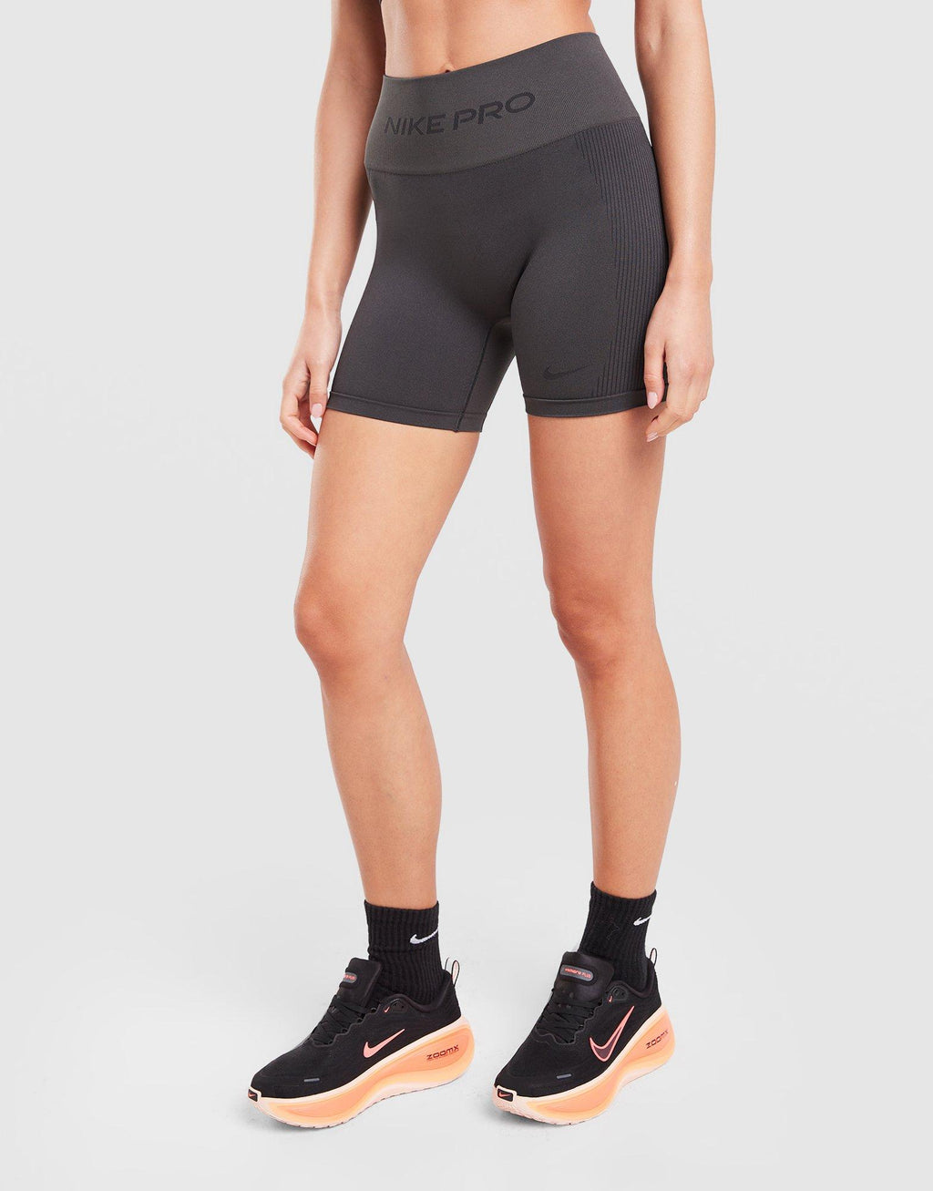 Nike Training Pro Seamless 5" Shorts image
