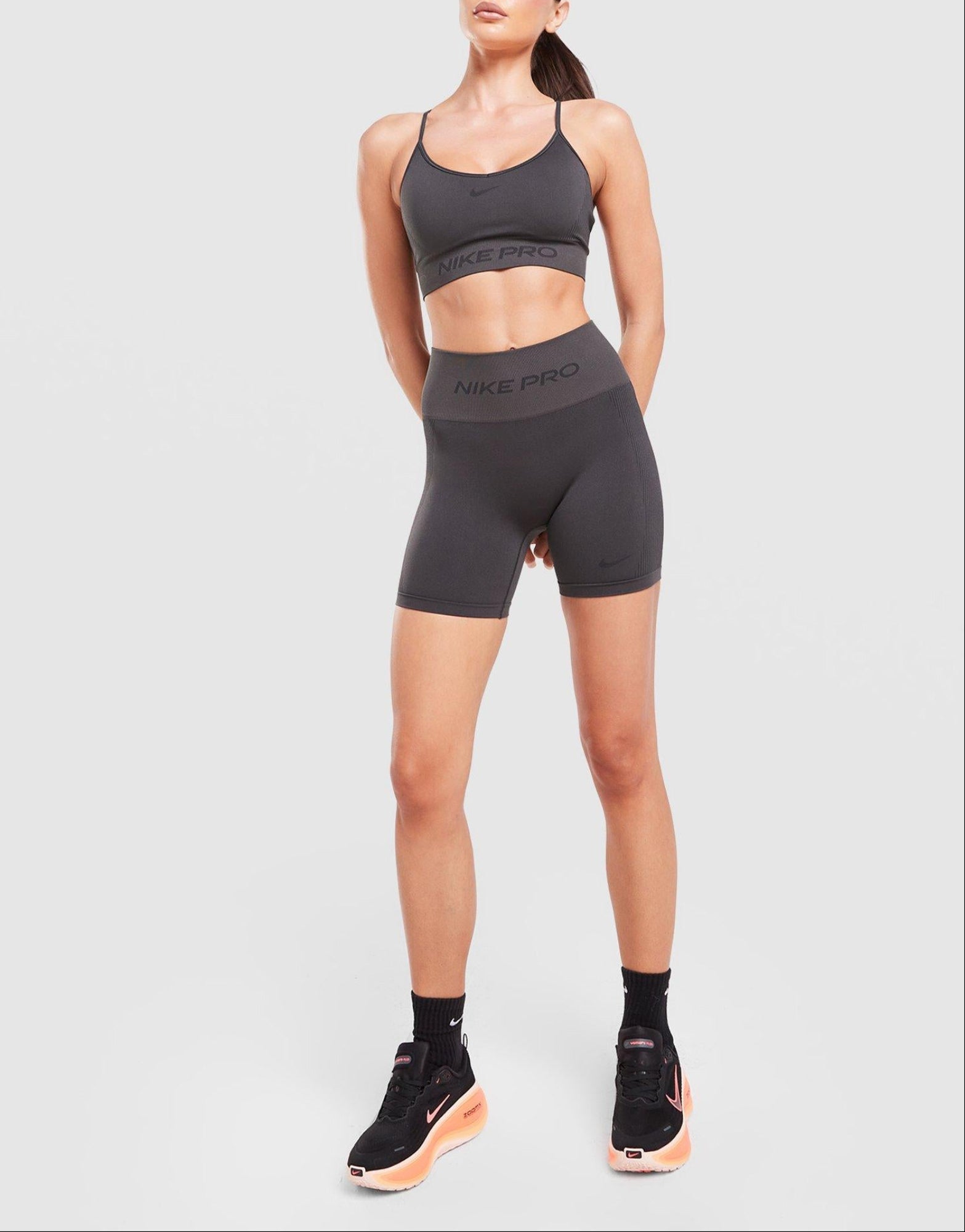 Nike Training Pro Seamless Sports Bra image