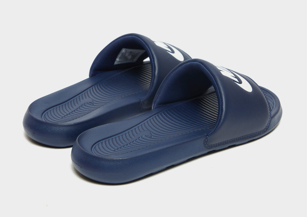 Nike Victori Slide image